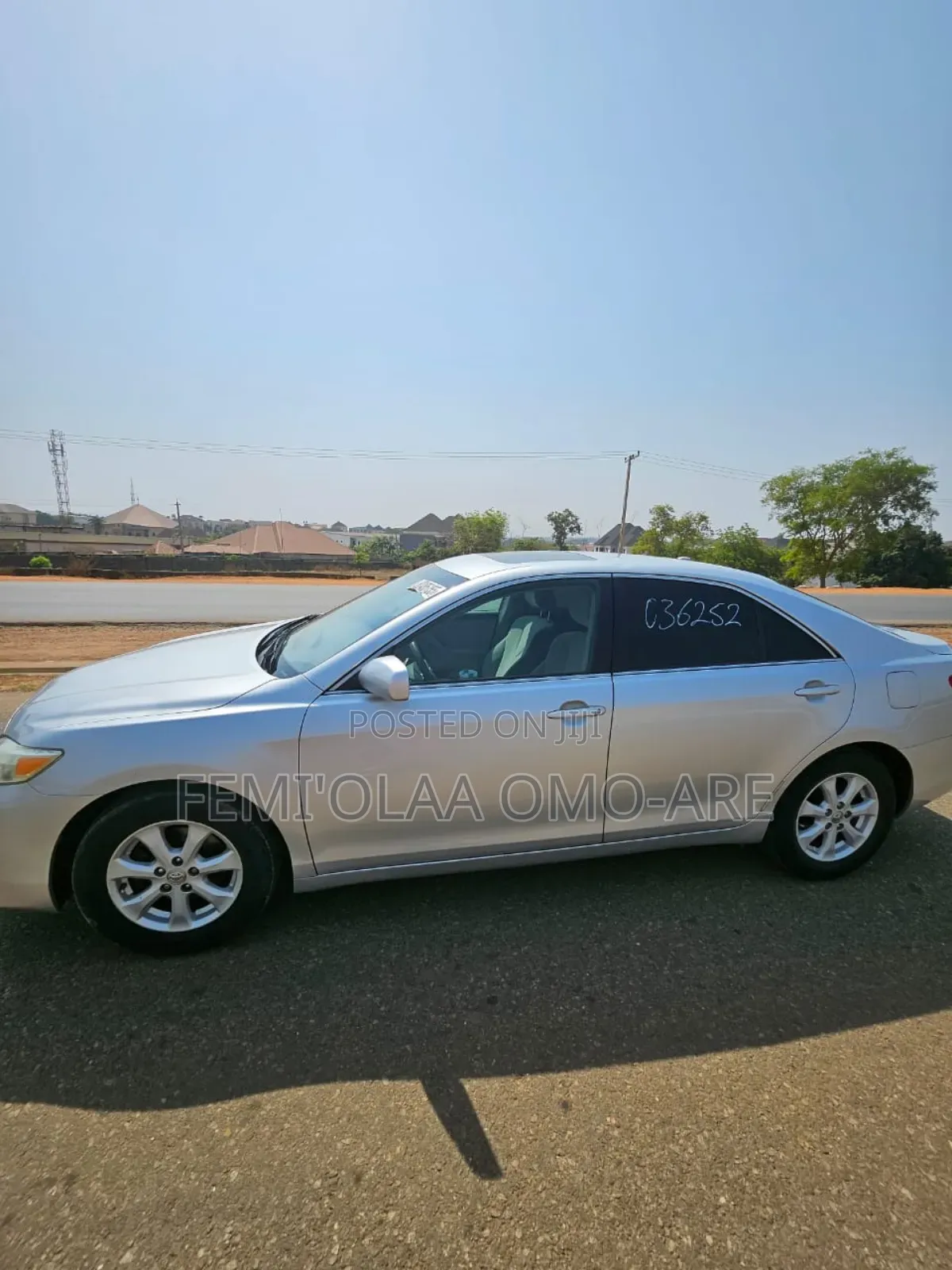 Toyota Camry LE 4dr Sedan (2.5L 4cyl 6AM) 2010 Silver