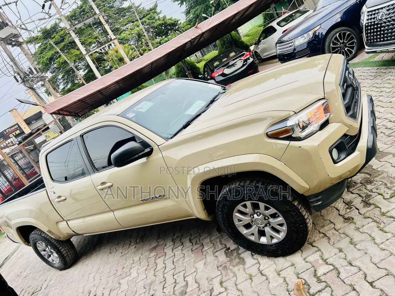 Toyota Tacoma 4dr Double Cab 2016 Beige
