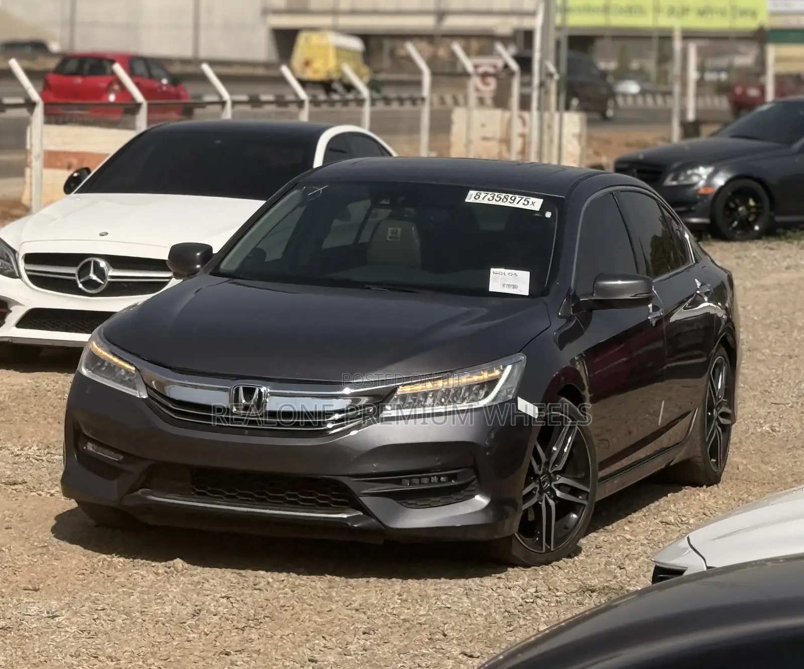 Honda Accord Touring V6 4dr Sedan FWD (3.5L 6cyl 6A) 2017 Gray