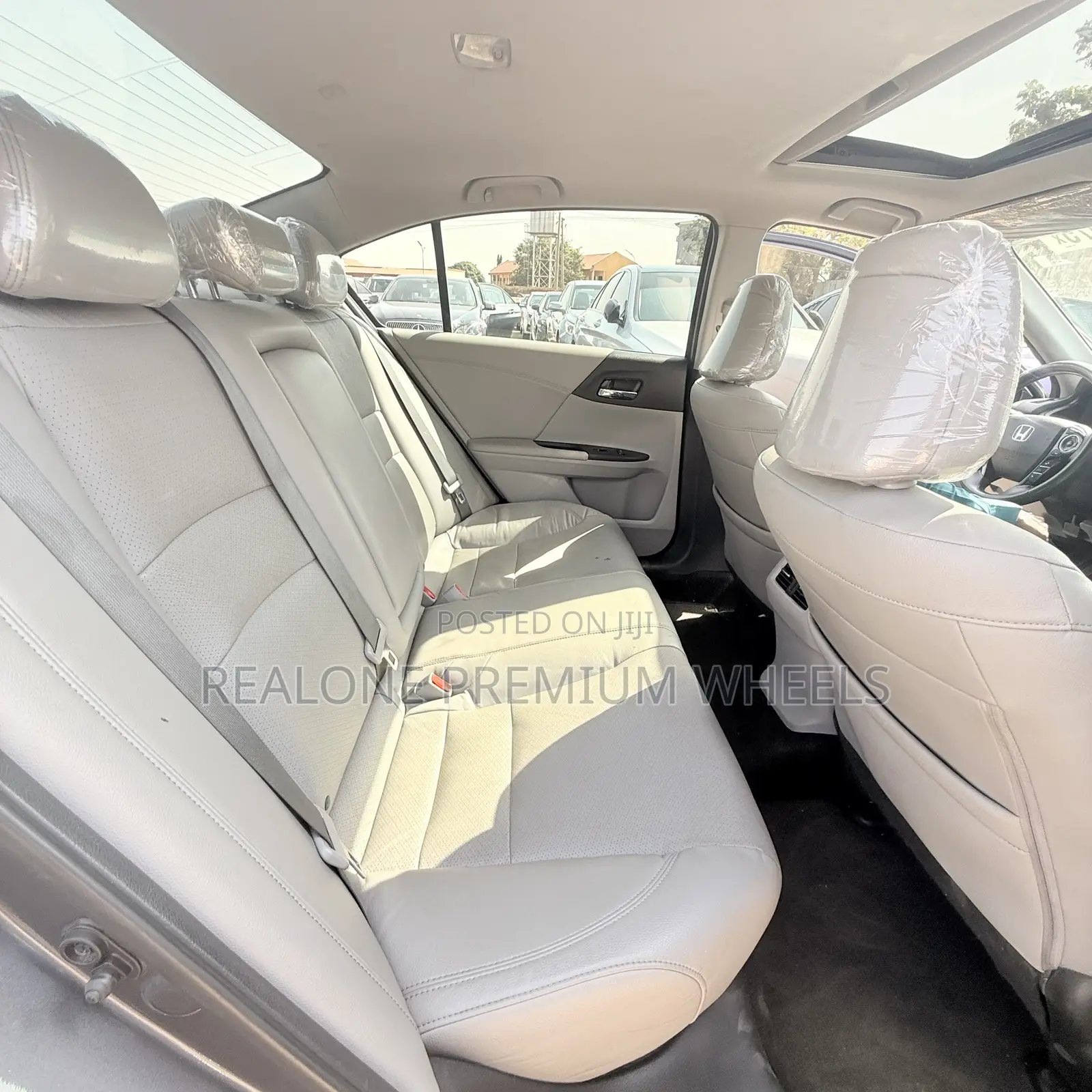 Honda Accord Touring V6 4dr Sedan FWD (3.5L 6cyl 6A) 2017 Gray