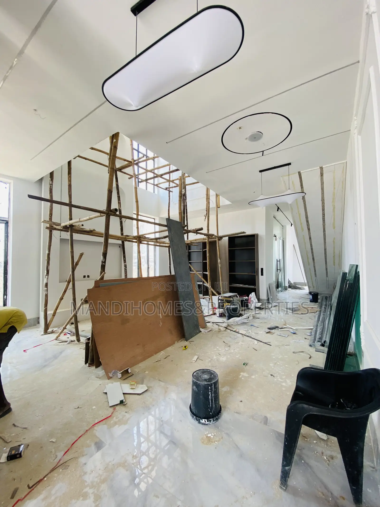 5bdrm Duplex in Lekki Phase 1 for sale