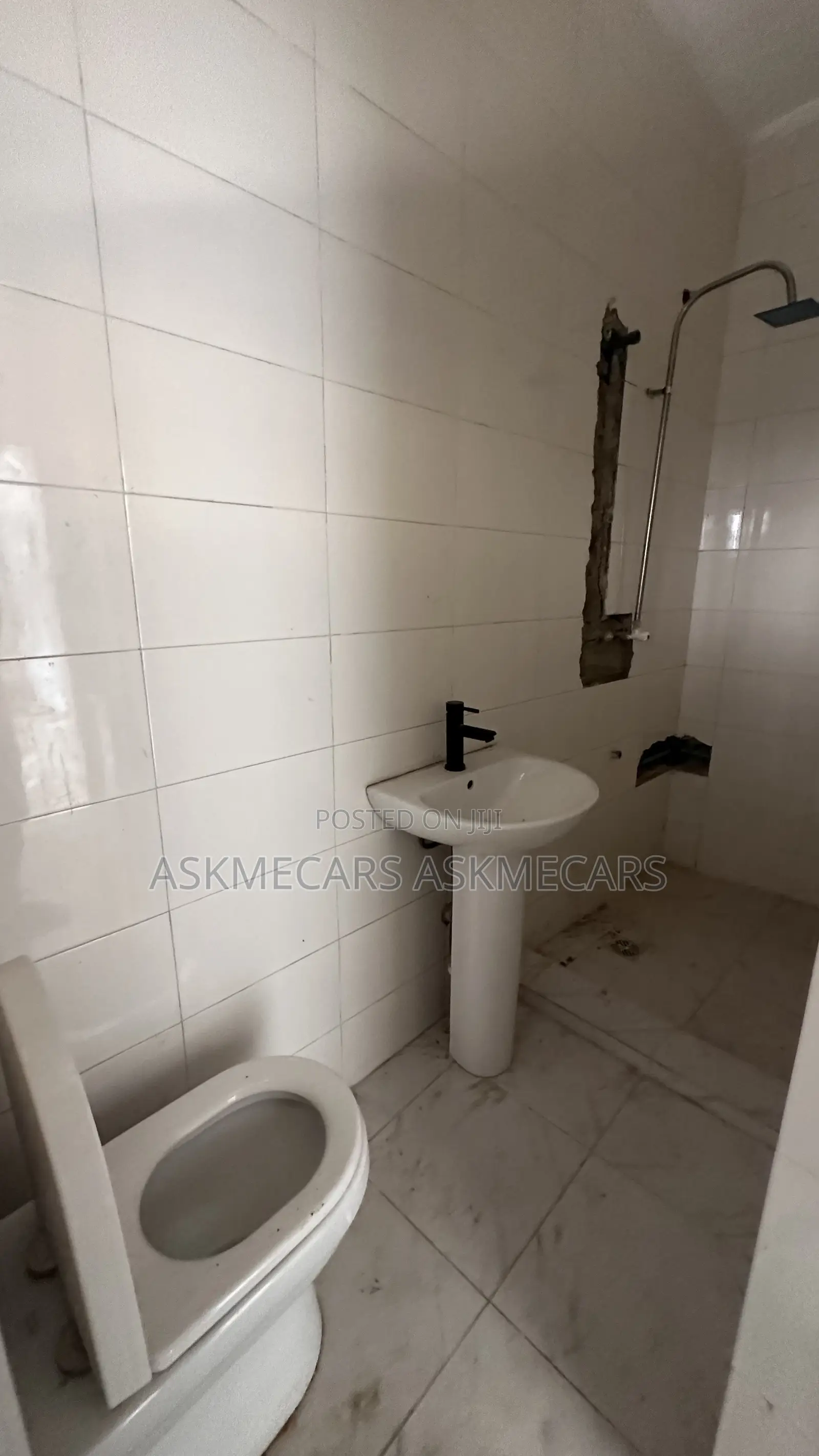 Mini Flat in Blenco, Ajah for rent