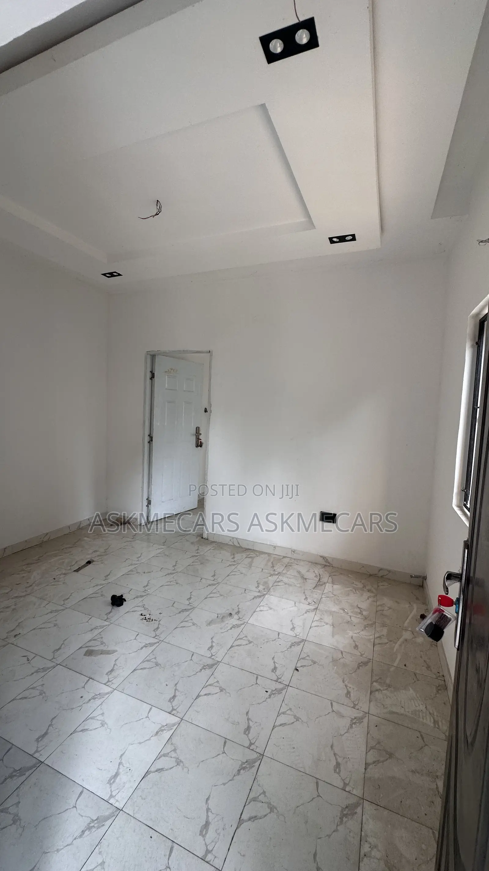 Mini Flat in Blenco, Ajah for rent