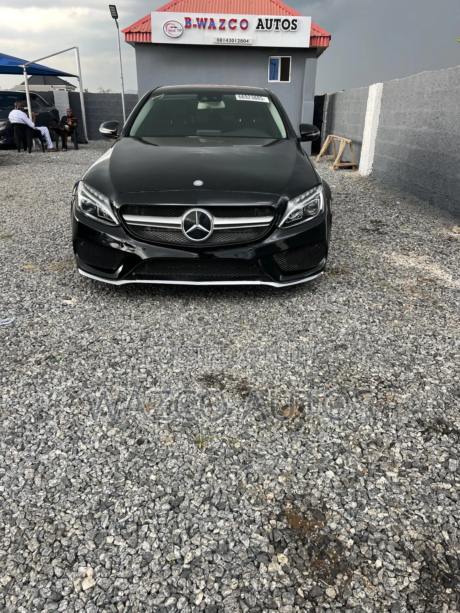 Mercedes-Benz C300 2016 Black