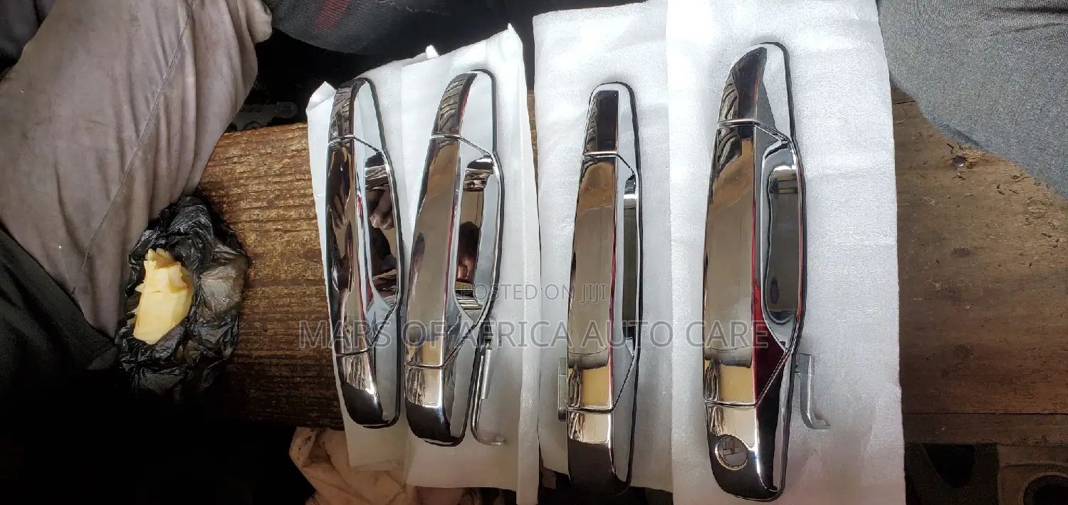 Door Handle Cadillac Escalade 2010