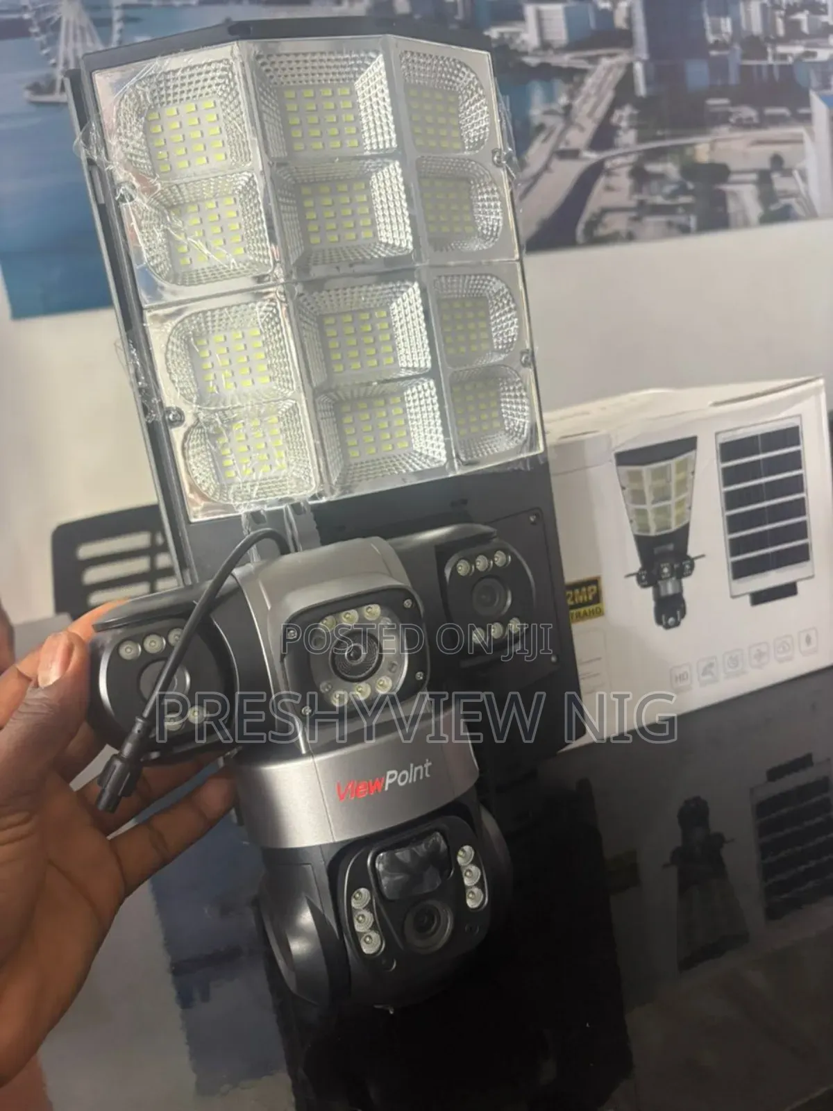 Wireless Streelight Triple Lens CCTV Camera
