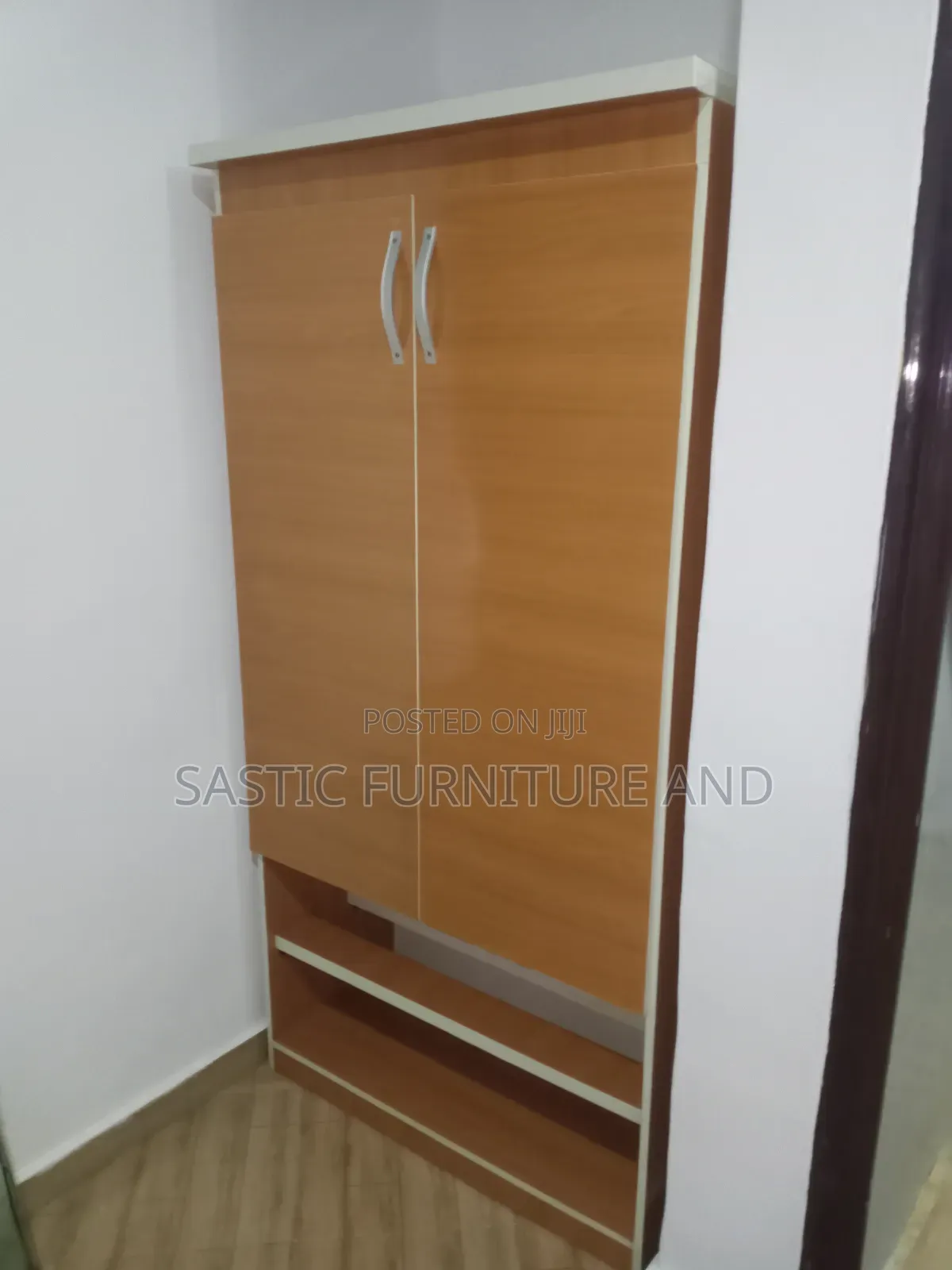 Wardrobe 3 by 6.3ft