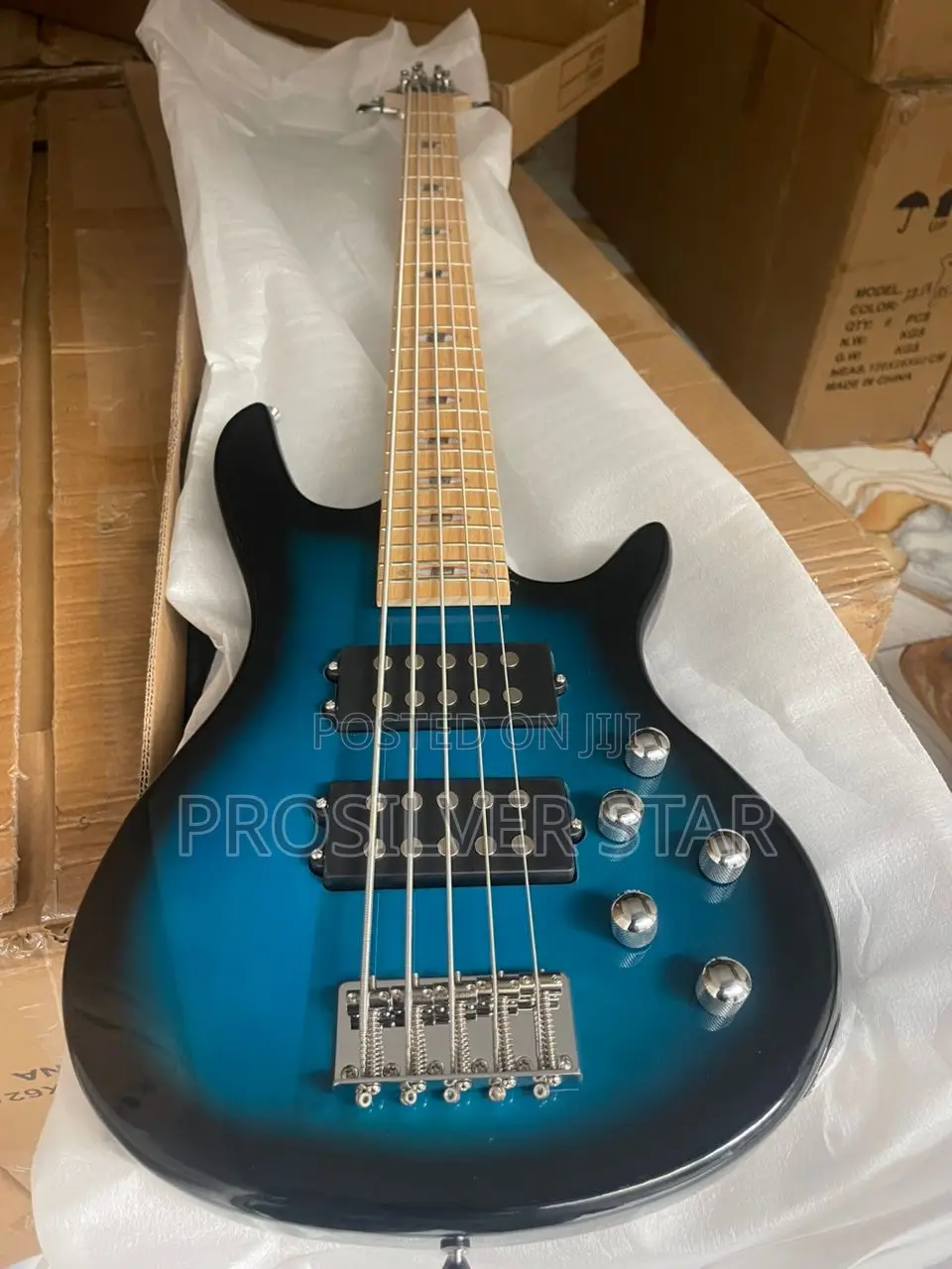 Ibanze Double Pick-Up Bass Guitar