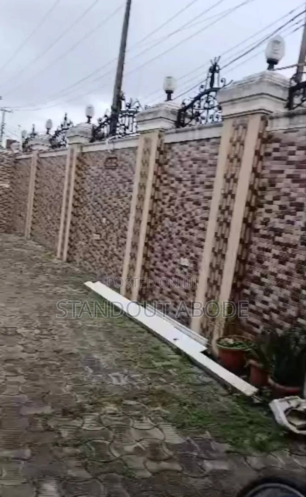 Functioning Standard Bar Lounge Facing Iyana Ipaja Express for Sale