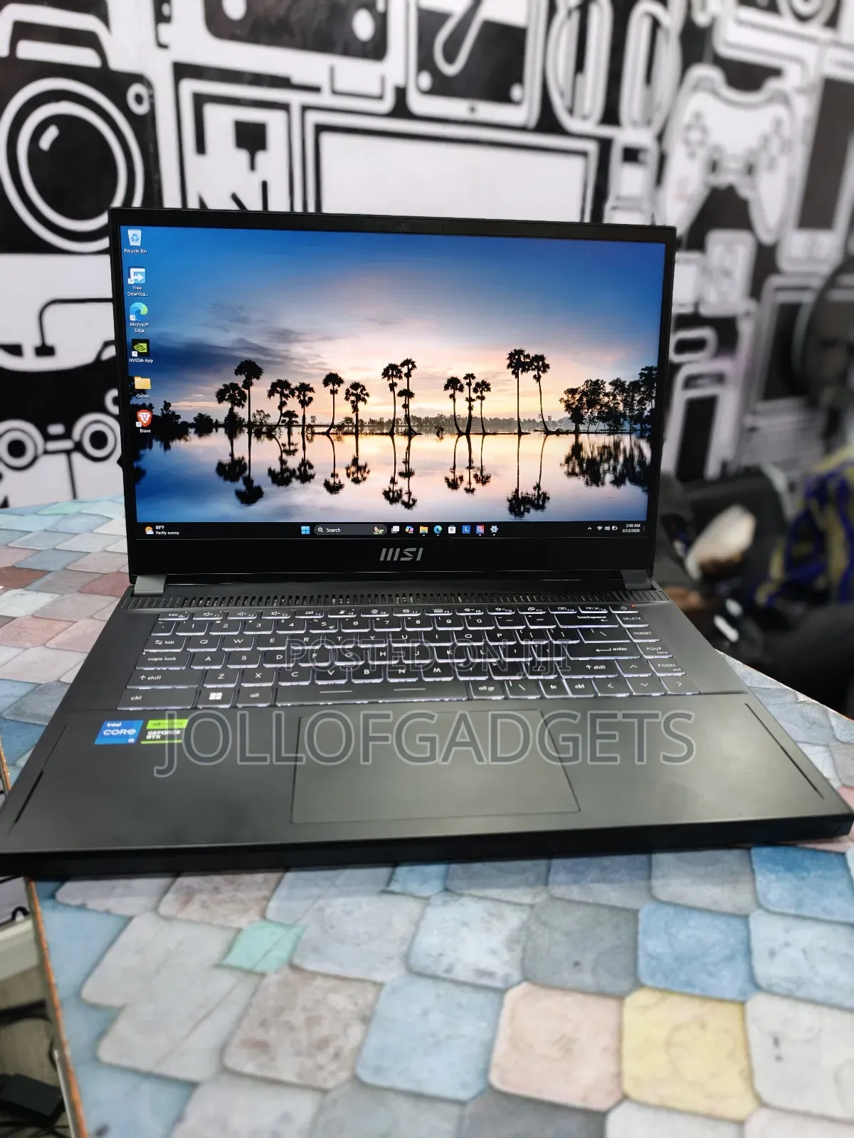 Laptop MSI GS66 Stealth 11UH 24GB Intel Core i5 SSD 1T
