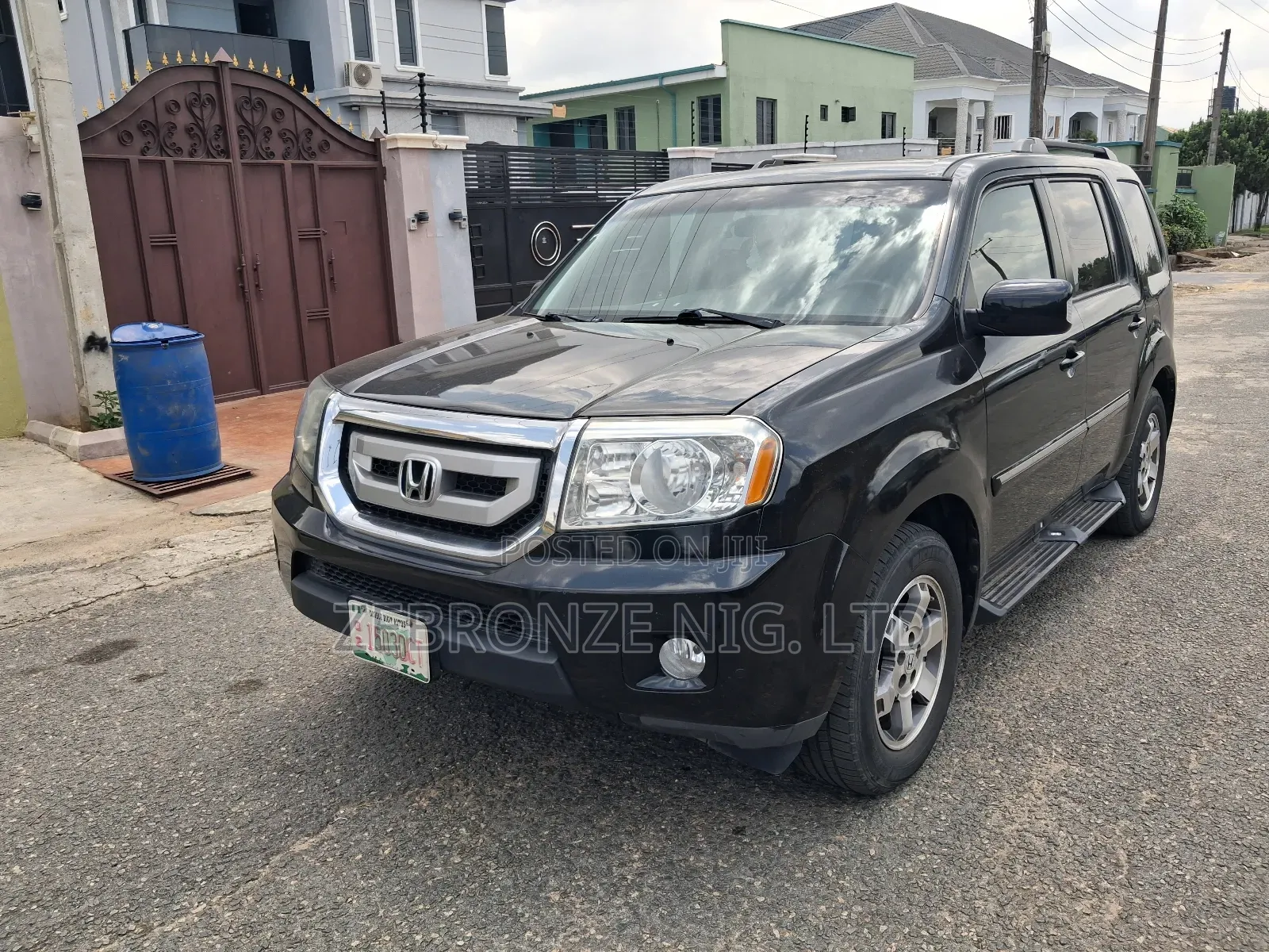 Honda Pilot Touring w/RES/Navi 4WD (3.5L 6cyl 5A) 2010 Black