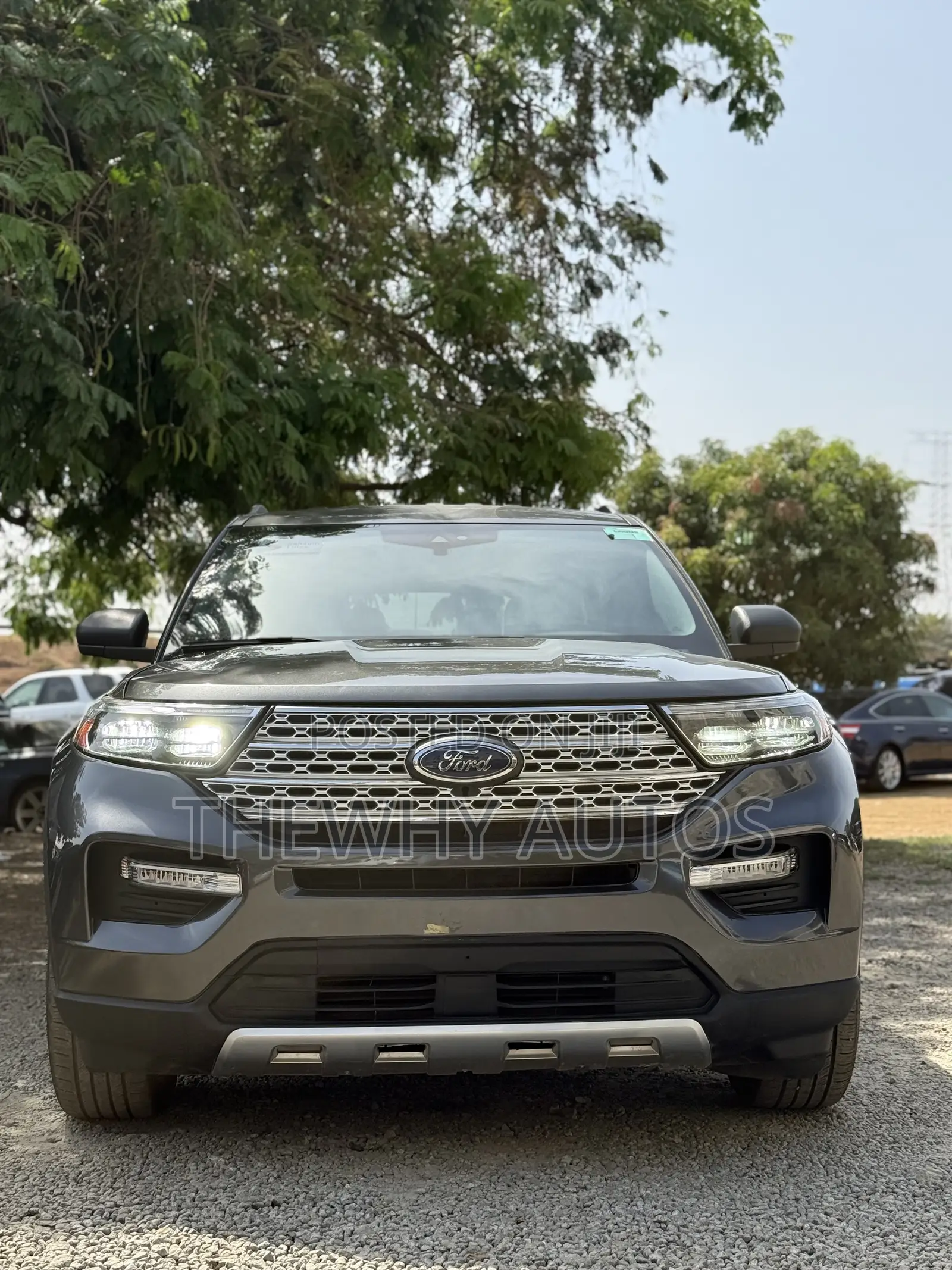 Ford Explorer XLT 4x2 2020 Gray