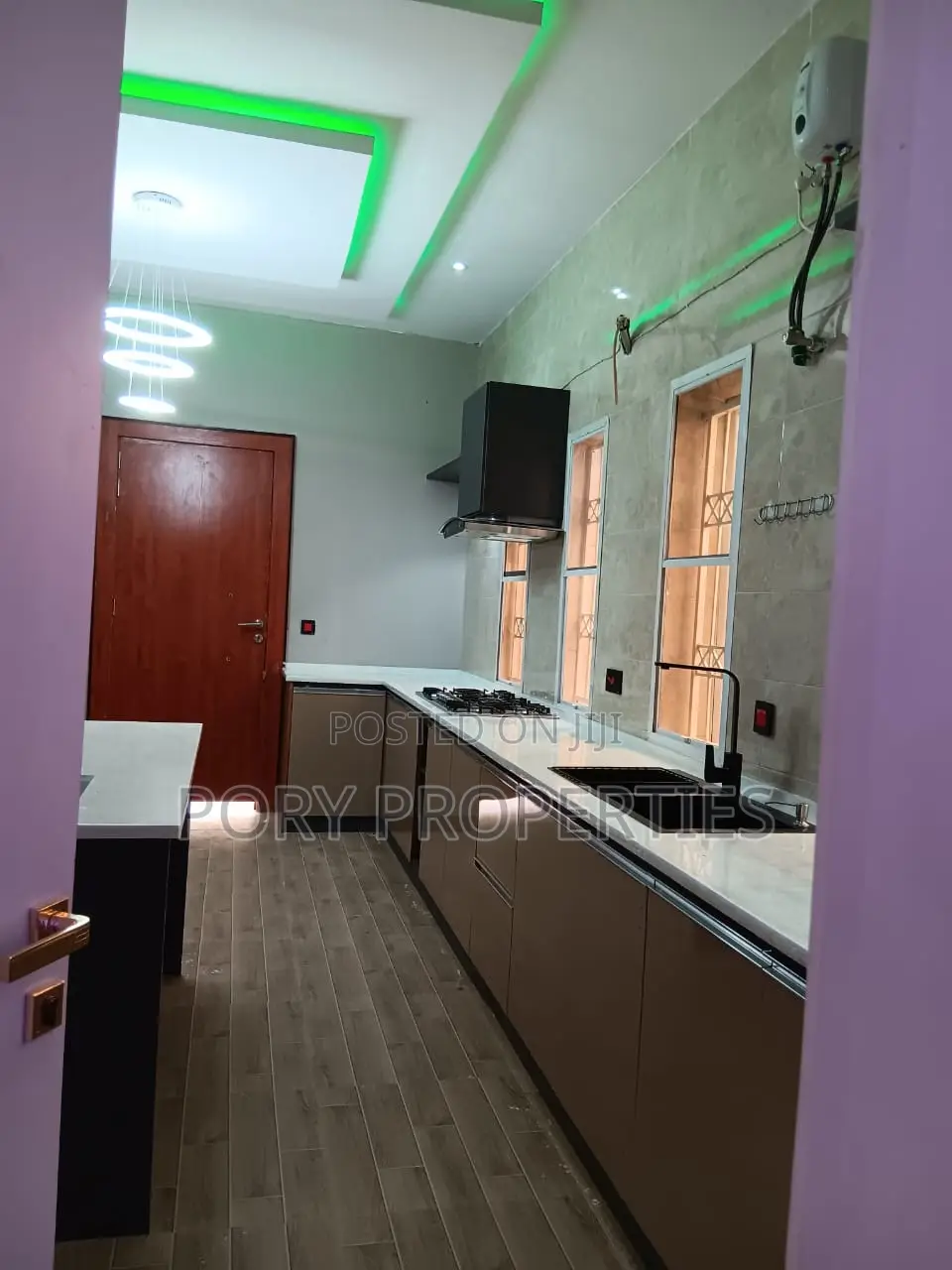 Furnished 4bdrm Duplex in Jericho Gra for sale