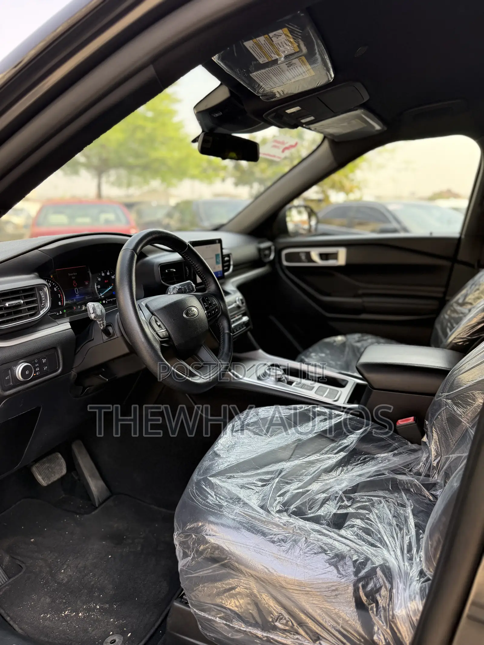 Ford Explorer XLT 4x2 2020 Gray