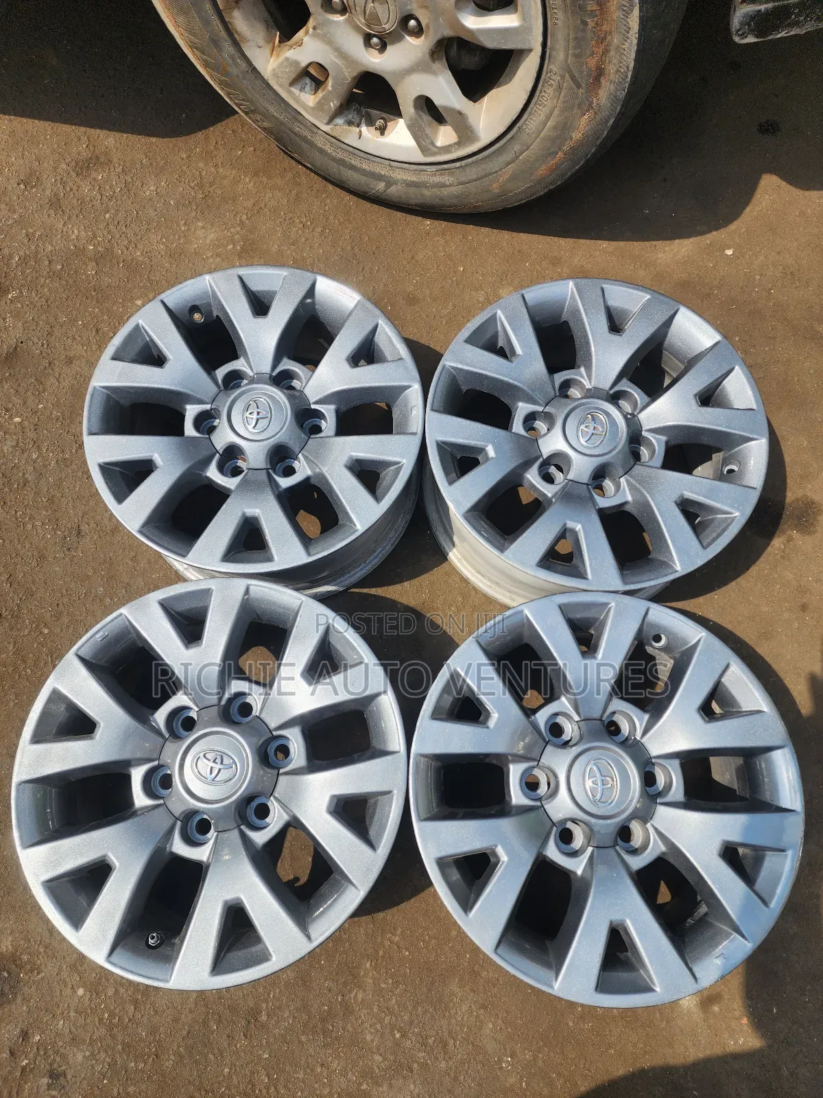 16inch Hummer Bus,Tacoma, Hilux.