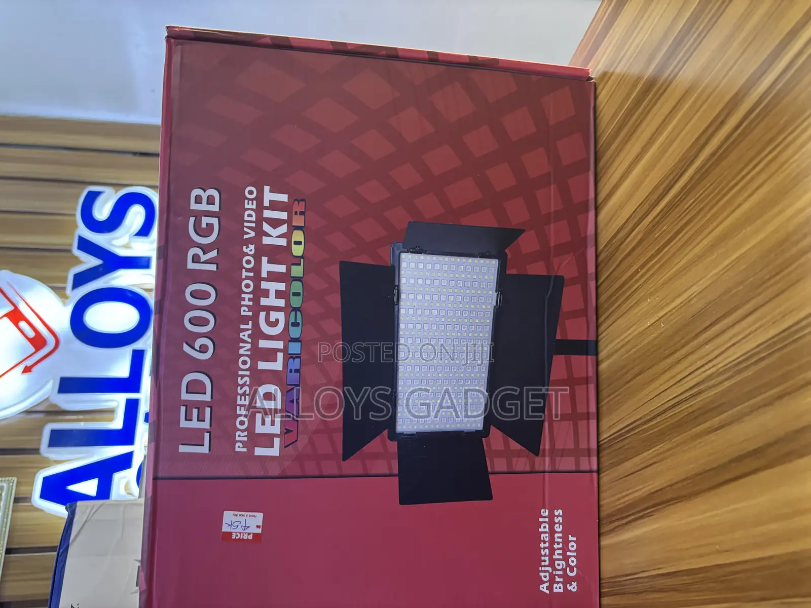 Led 600 Rgb Light Kit- Varicolor