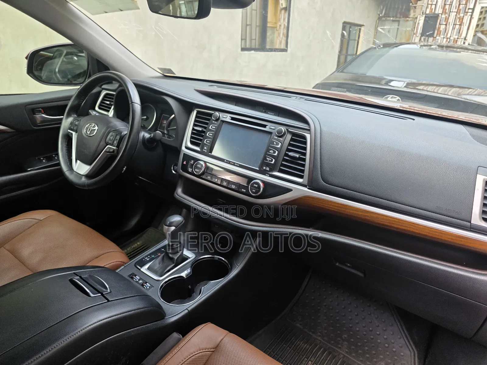 Toyota Highlander Limited Platinum 4x4 V6 (3.5L 6cyl 8A) 2017 Burgundy