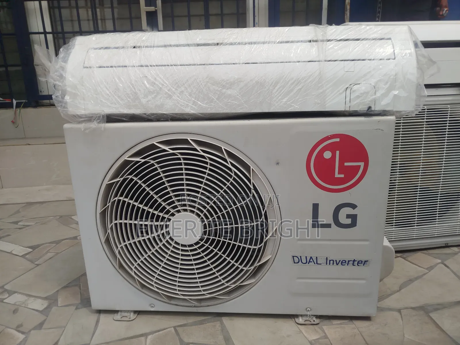 Deul Lg Inverter 1 .5 Hp Wit Gass