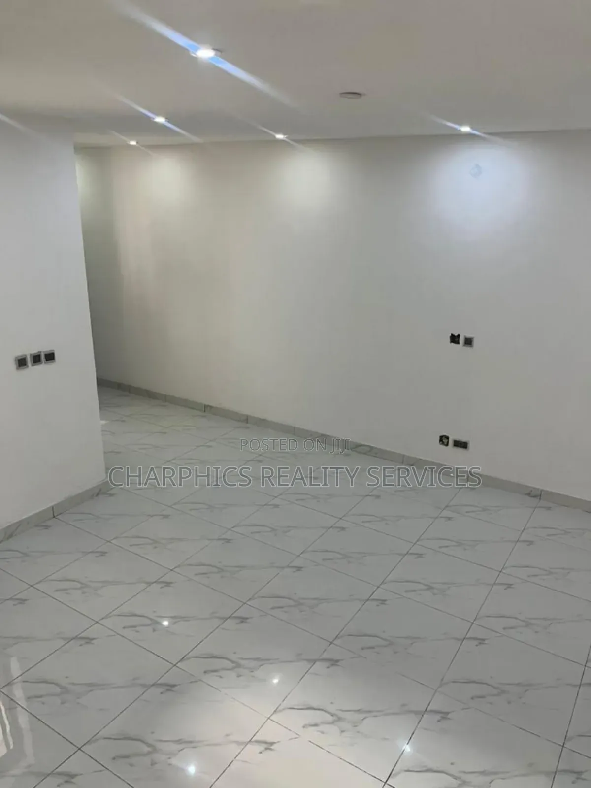 4bdrm Duplex in Ikeja for rent