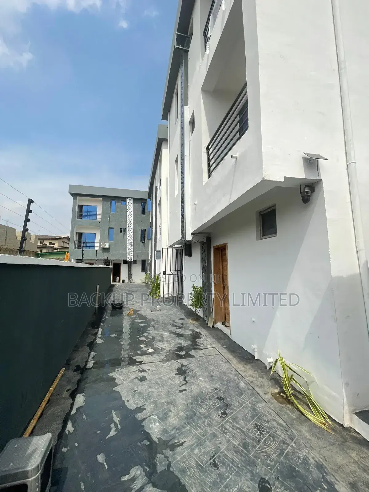 Mini Flat in Yaba for sale