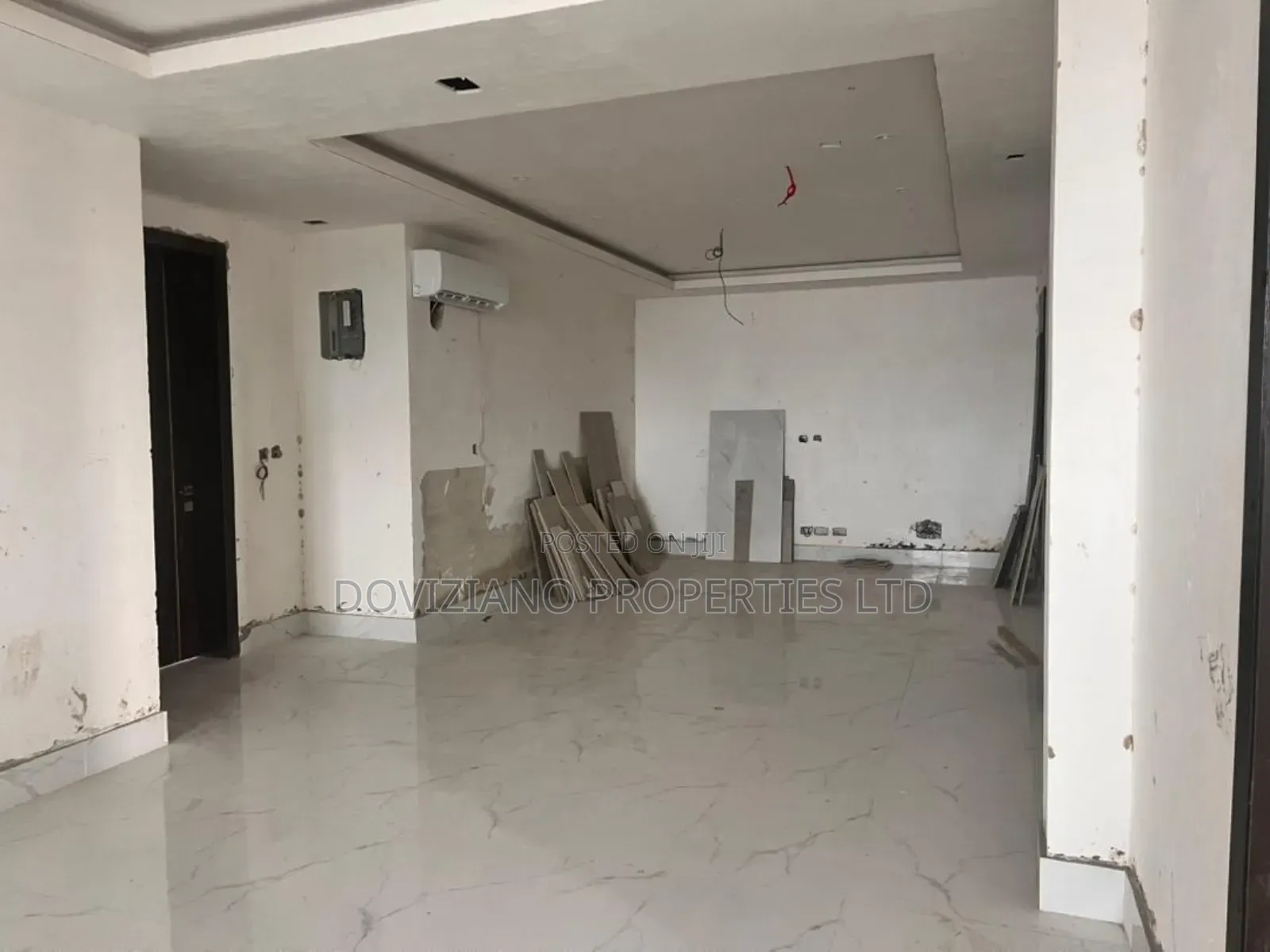 4bdrm Duplex in Banana Island for rent