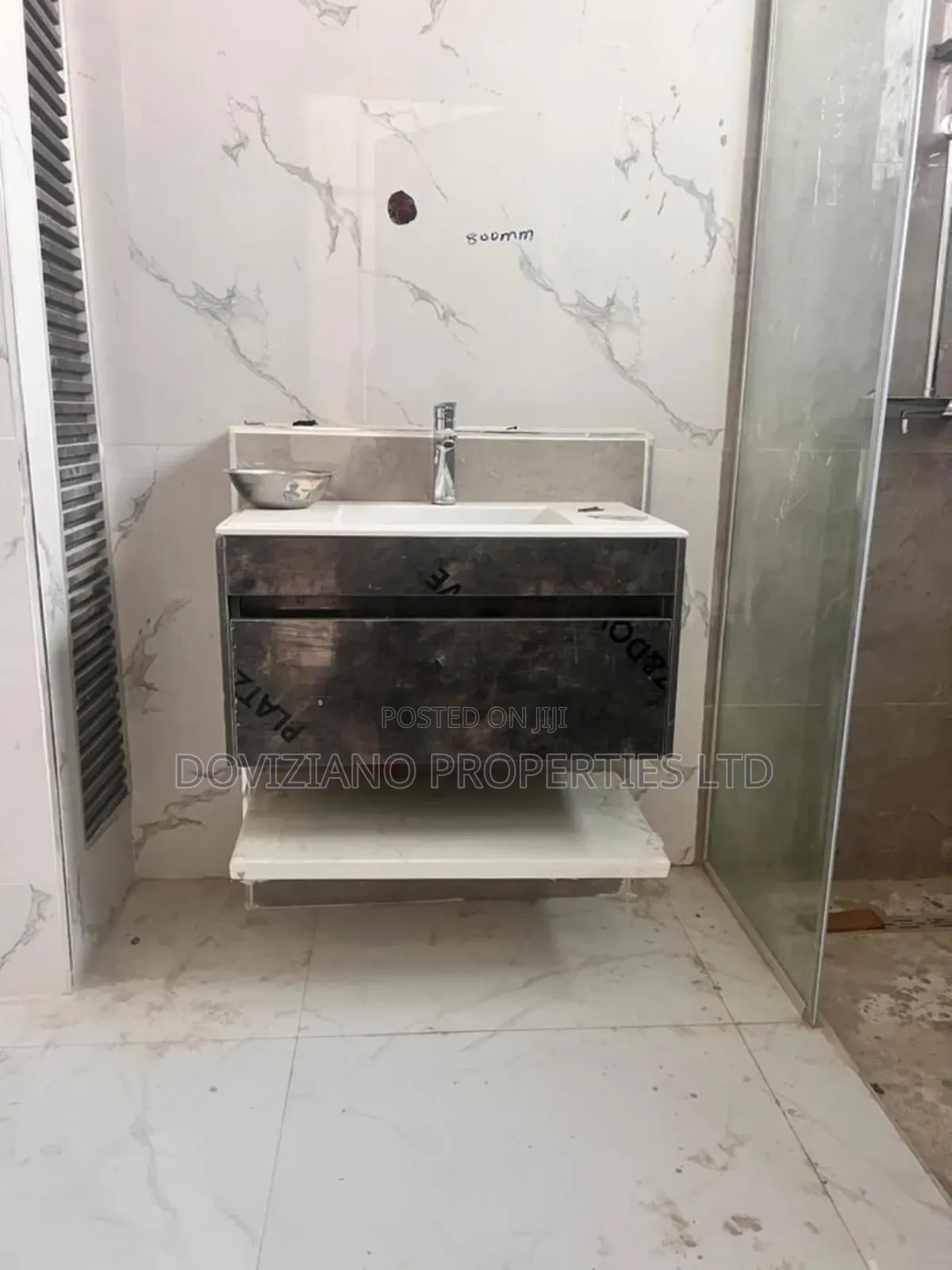 4bdrm Duplex in Banana Island for rent