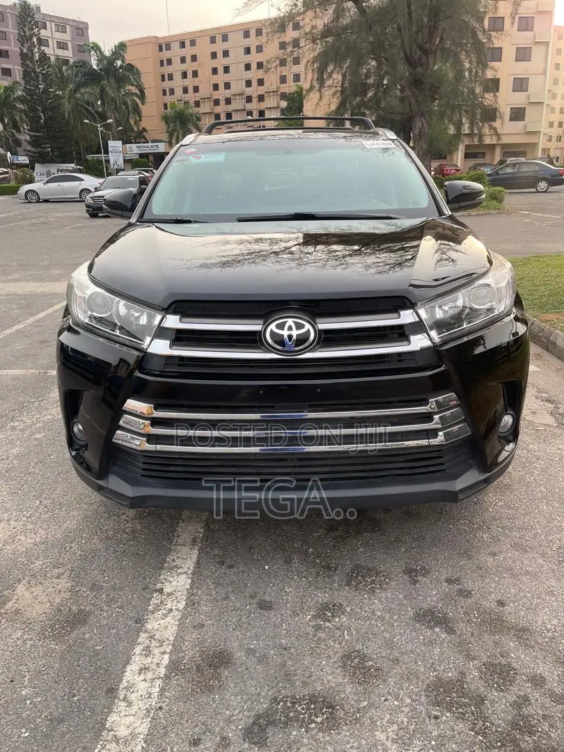 Toyota Highlander XLE V6 4x2 (3.5L 6cyl 6A) 2016 Black