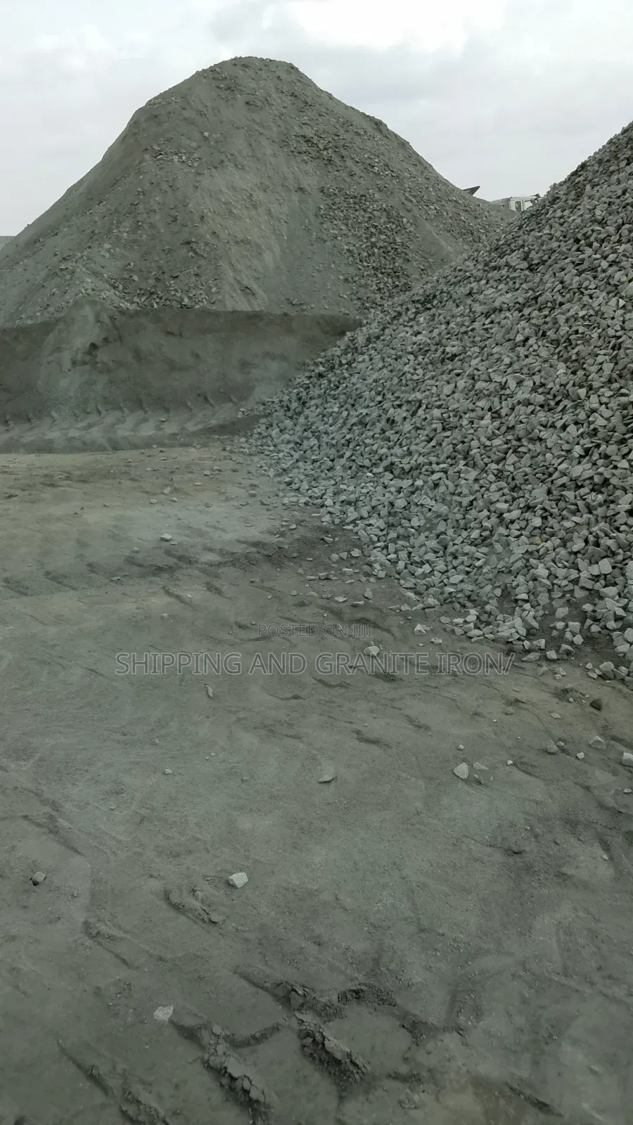 All Size of Material Is Available  Granite and Chipping