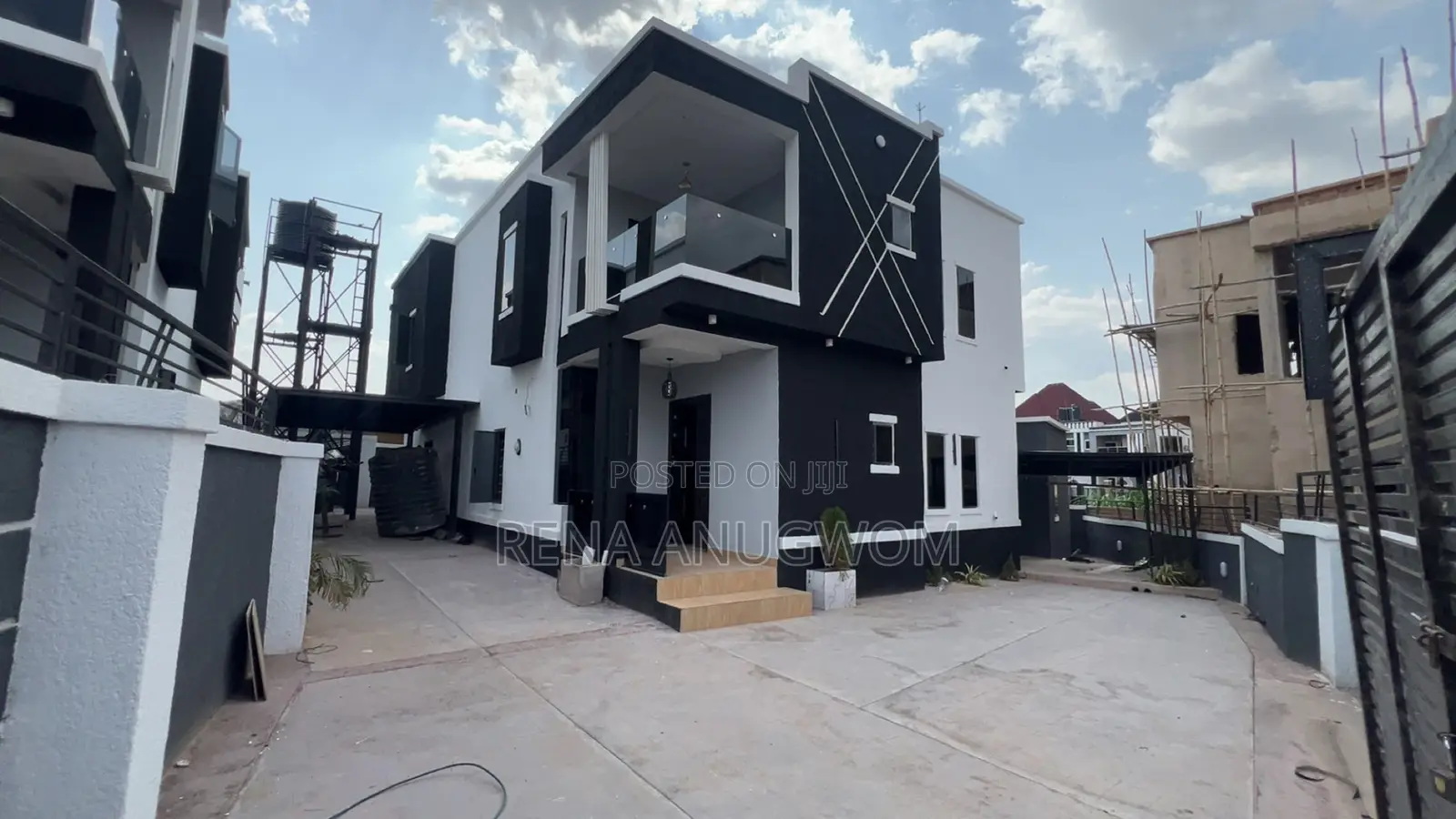 4bdrm Duplex in Enugu for sale