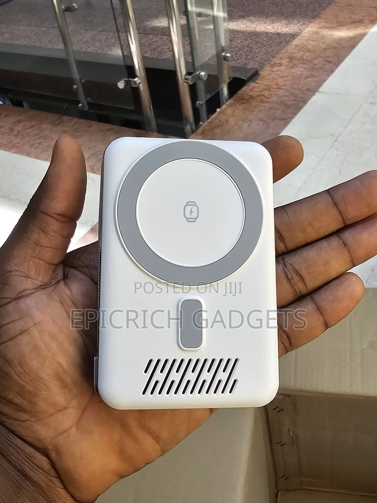 Xundd 3-in-1 Magsafe Magnetic Powerbank 10000mah Built-in Cables