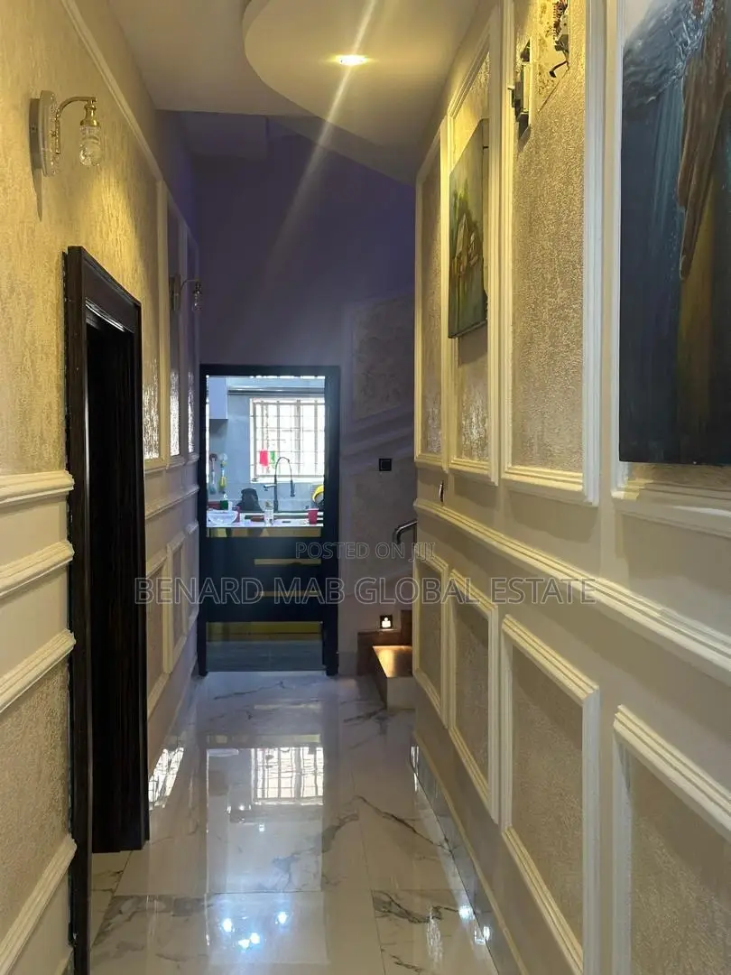 Furnished 5bdrm Duplex in Mab Global Estate, Mbora for sale