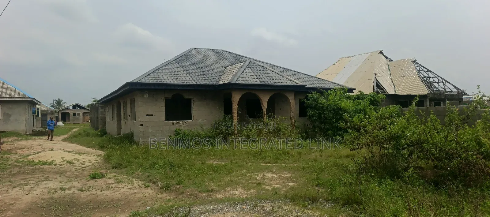 4bdrm Bungalow In Ajebo, Ikorodu For Sale