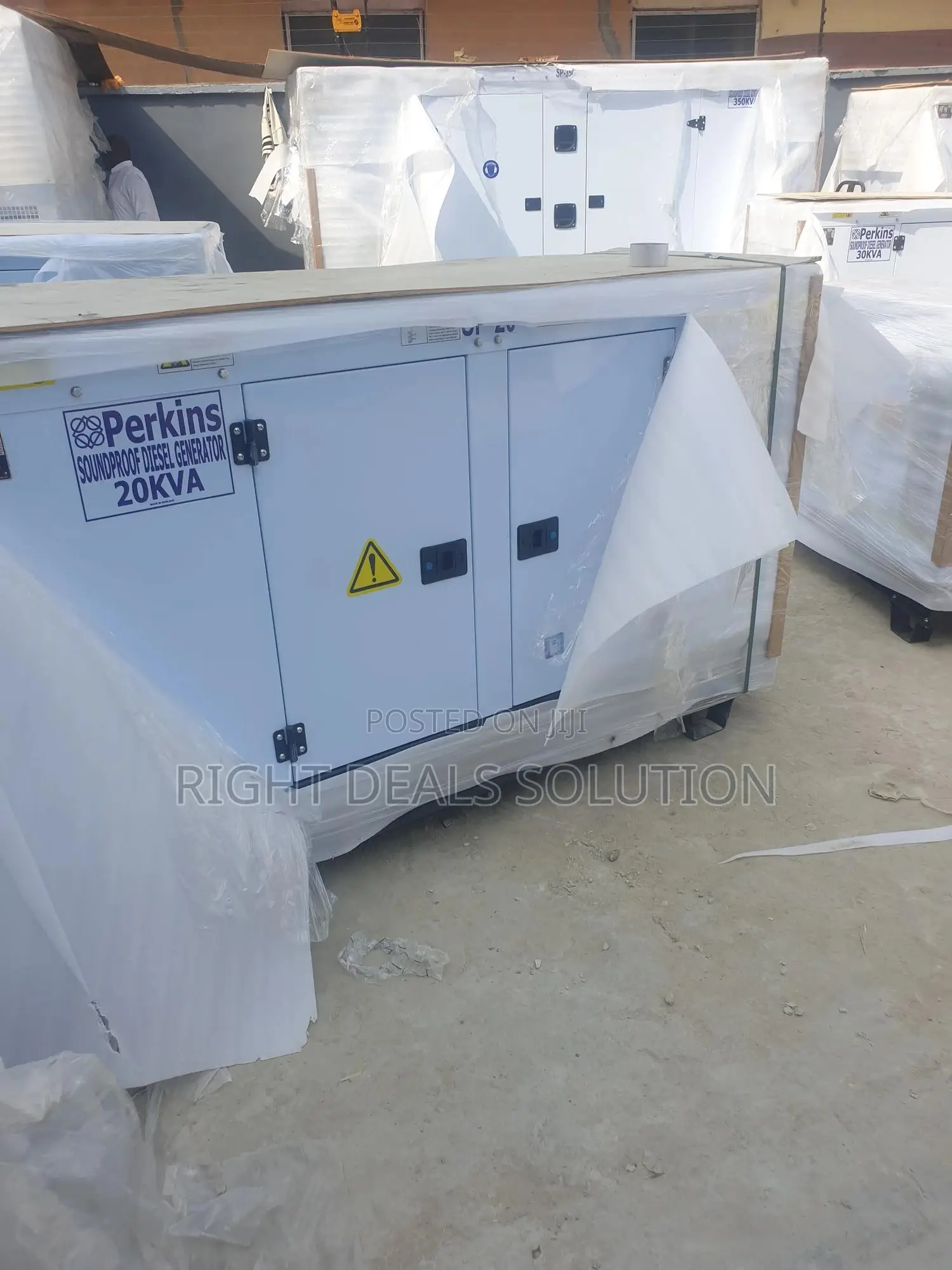 20kva Perkins Powered Soundproof Gen-Set With Automatic Transf Switch