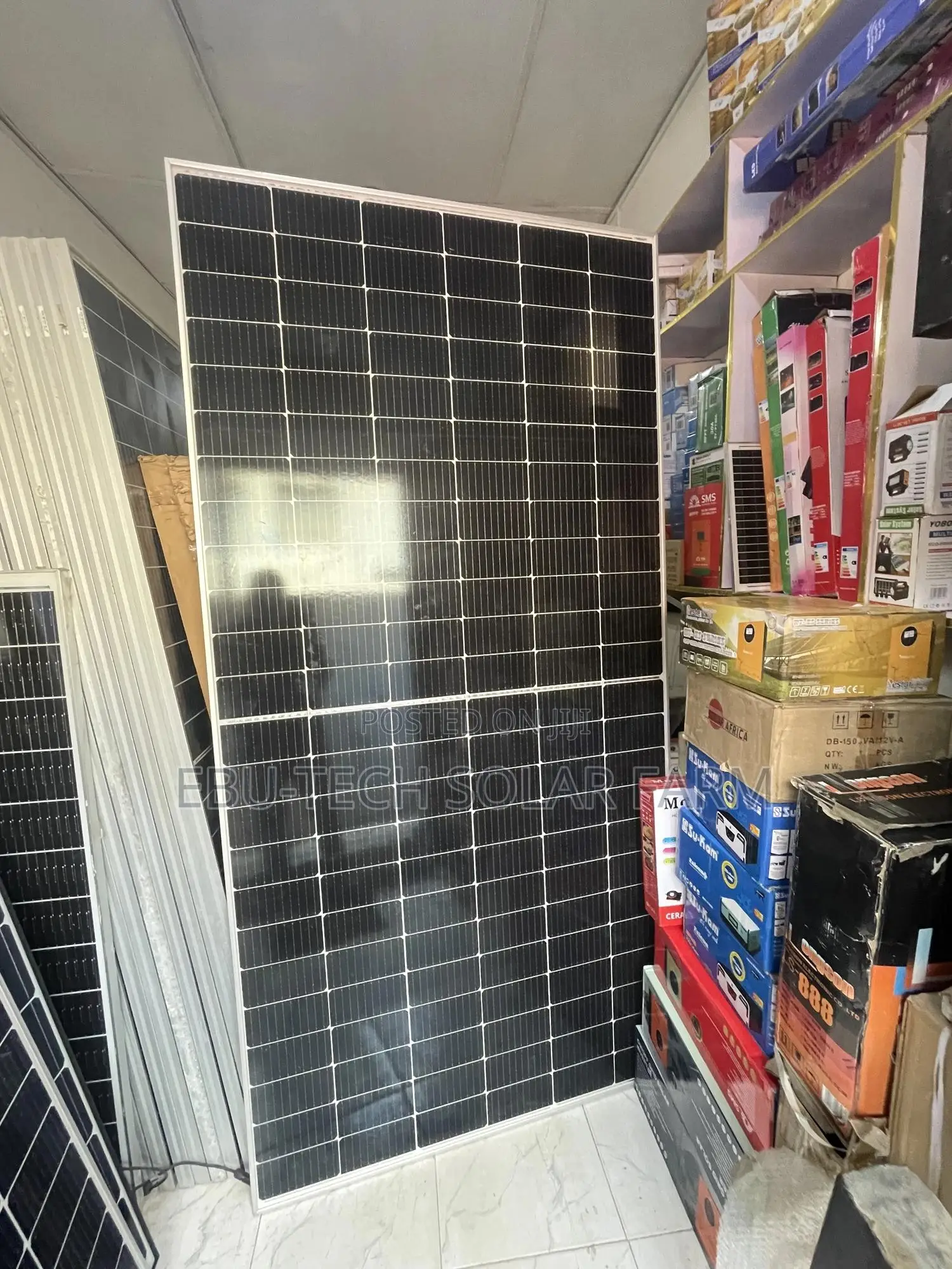 650w Mono Crystalline Solar Panels