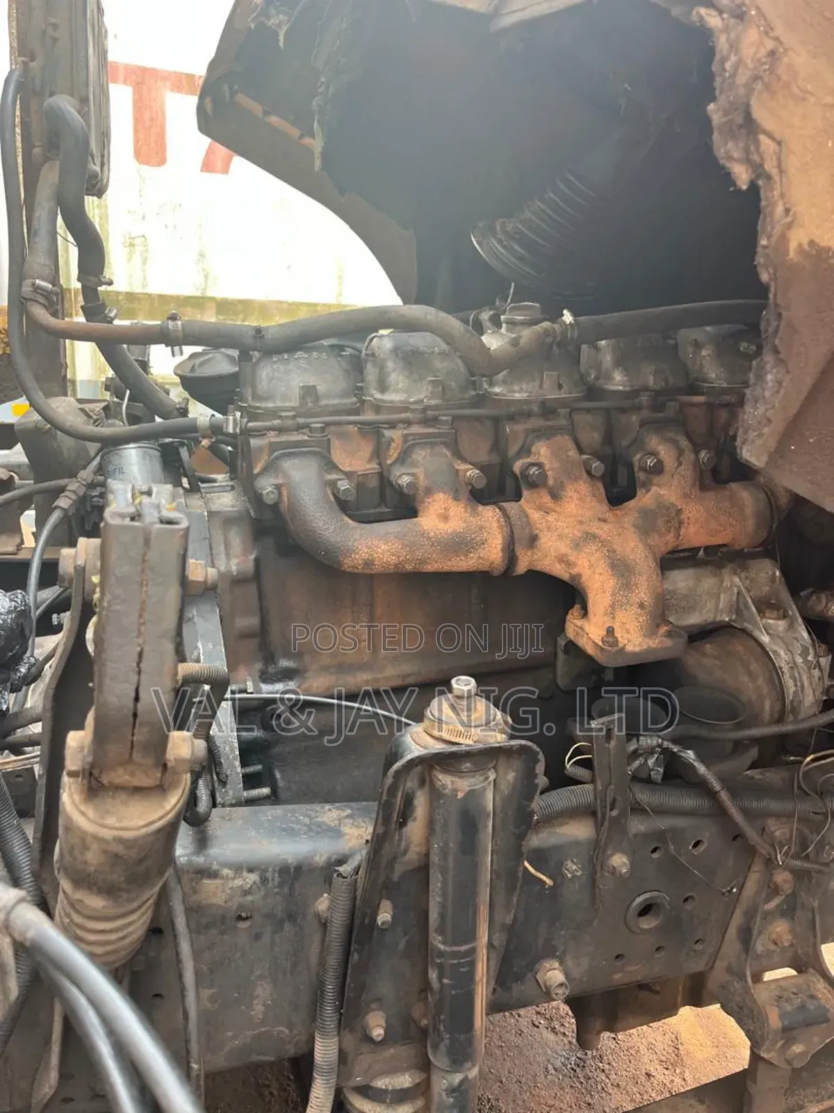 Man Diesel Rigid Truck 27 Ft Long - 5 Cylinders