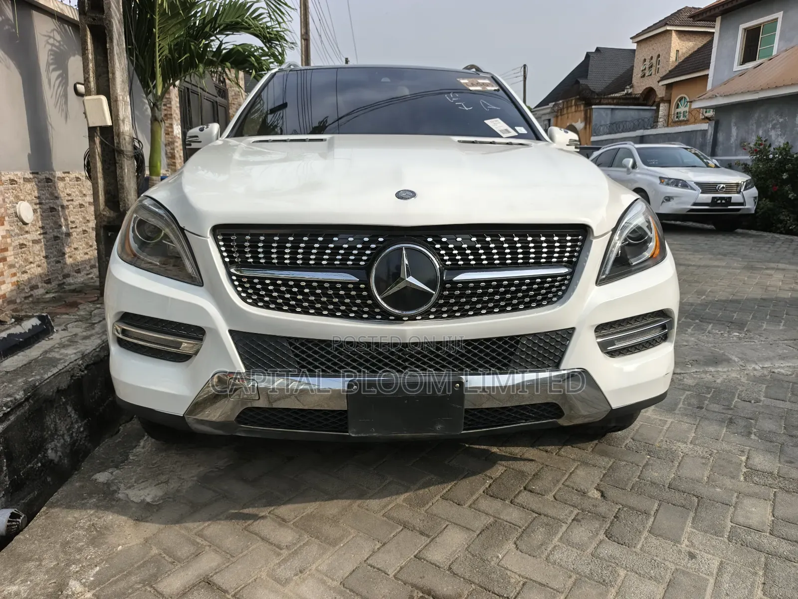 Mercedes-Benz M Class ML350 4MATIC 4dr SUV AWD (3.5L 6cyl 7A) 2014