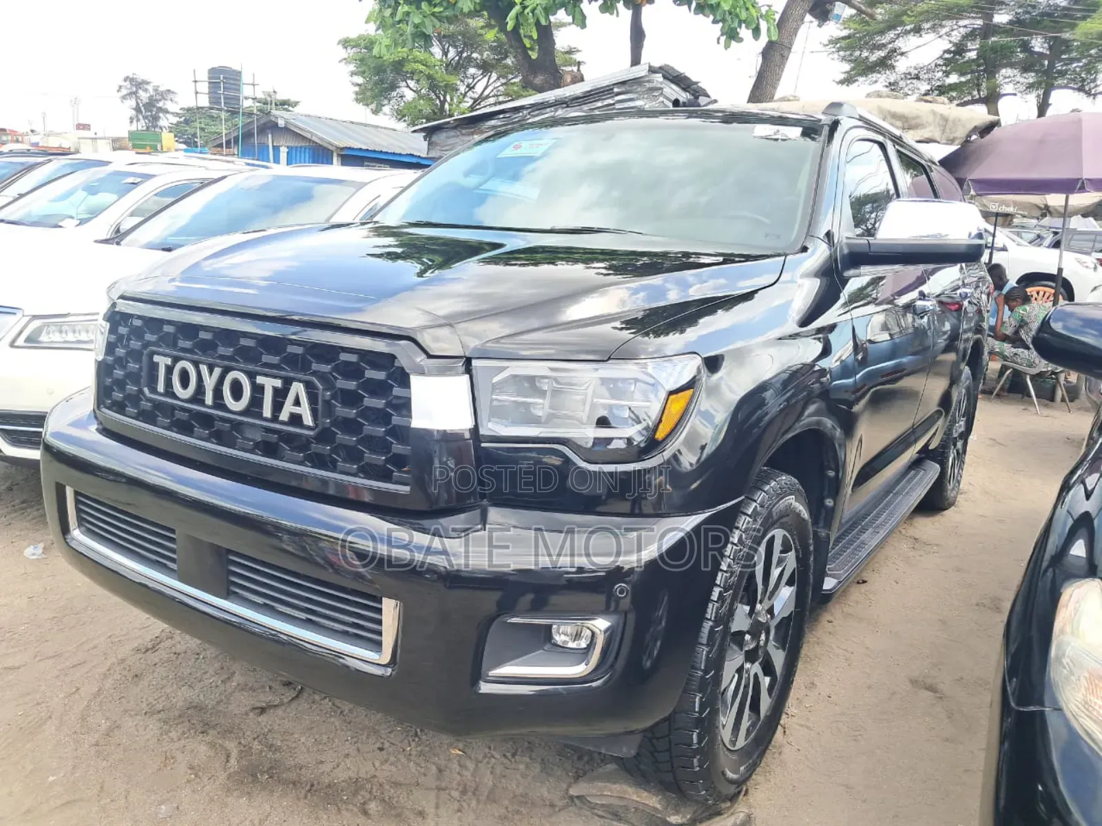Toyota Sequoia Limited FFV 4dr SUV 4WD (5.7L 8cyl 6A) 2015 Black