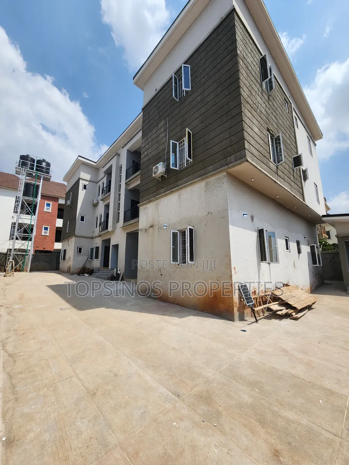 3bdrm Block of Flats in Dawaki for rent