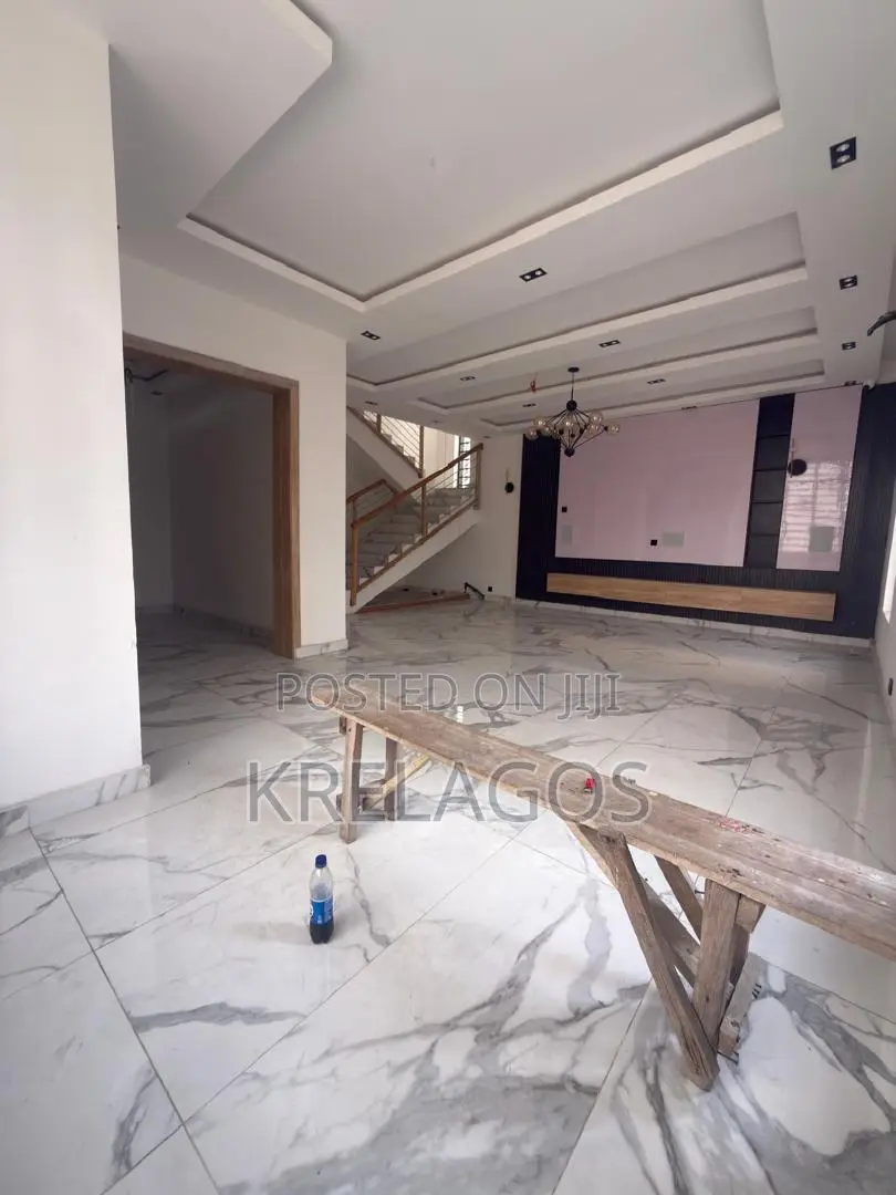 4bdrm Duplex in Osapa london for sale