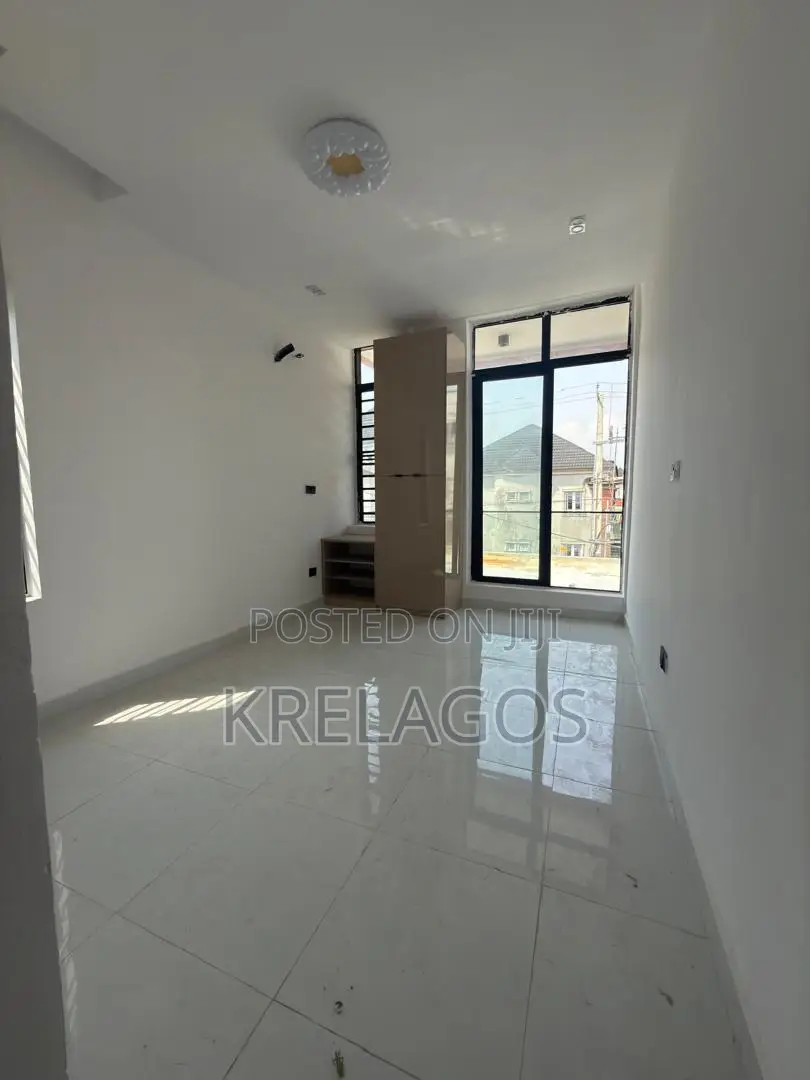 2bdrm Apartment in Ologolo for sale