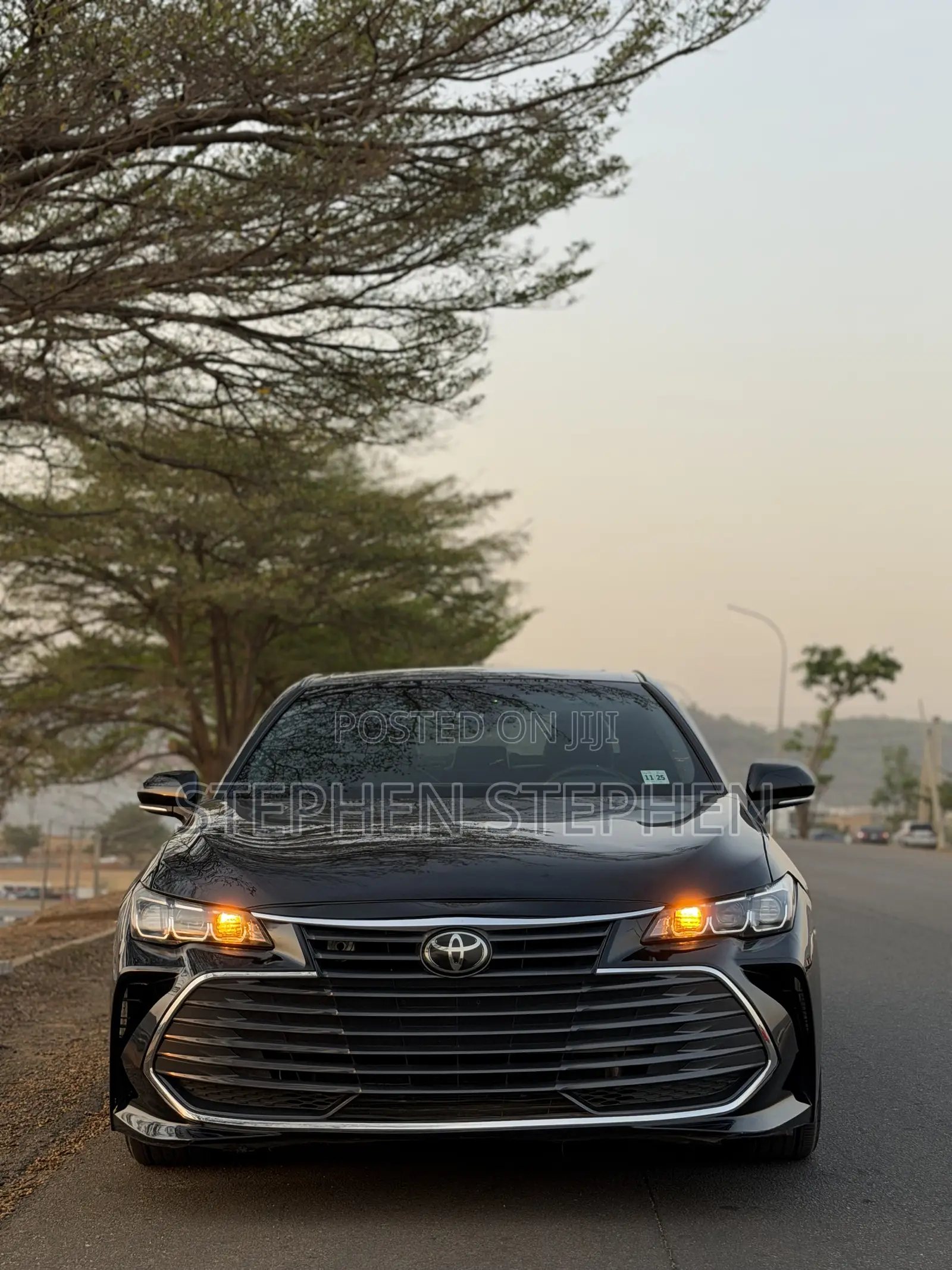 Toyota Avalon XLE 2020 Black