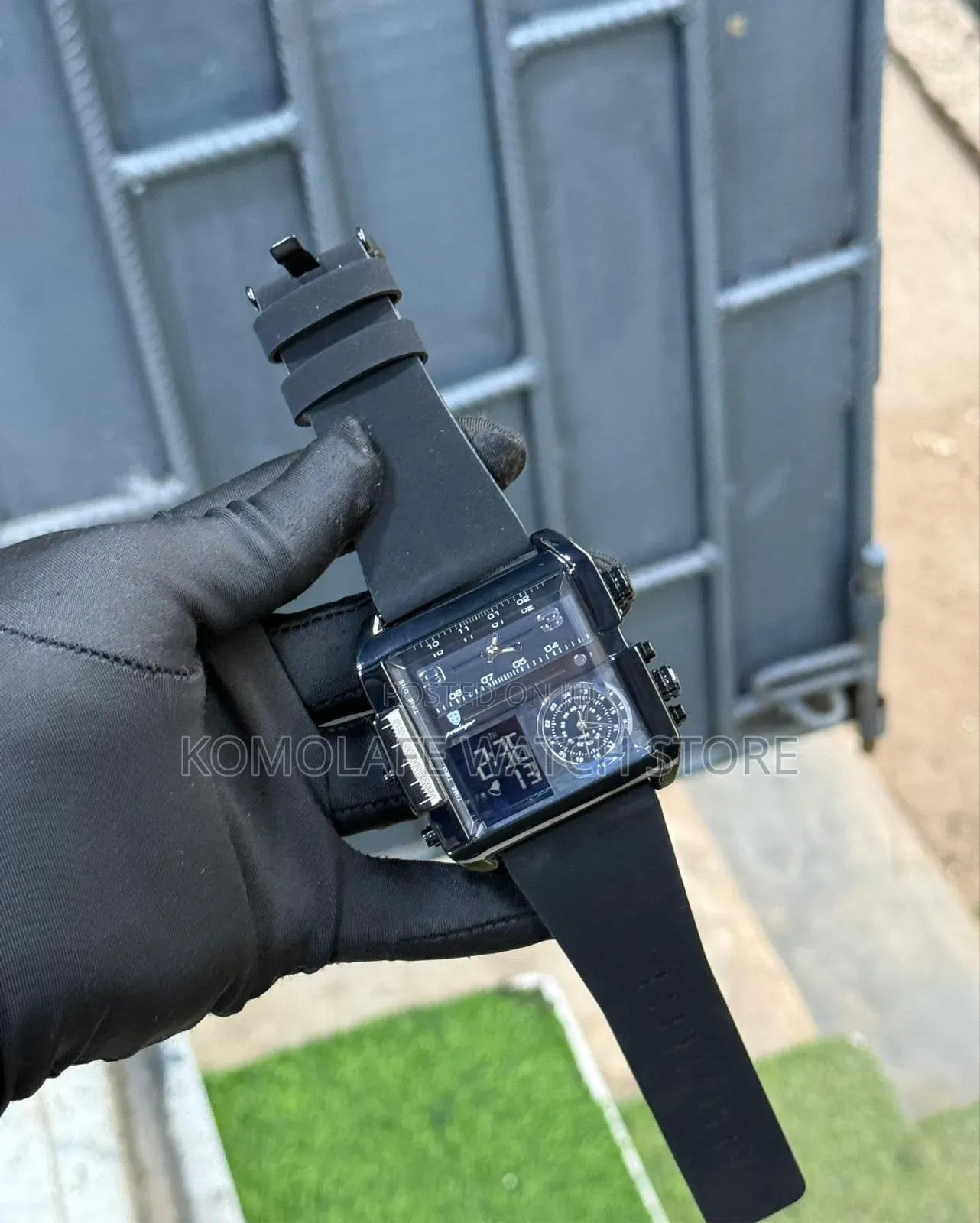 Poedagar Double Timing
