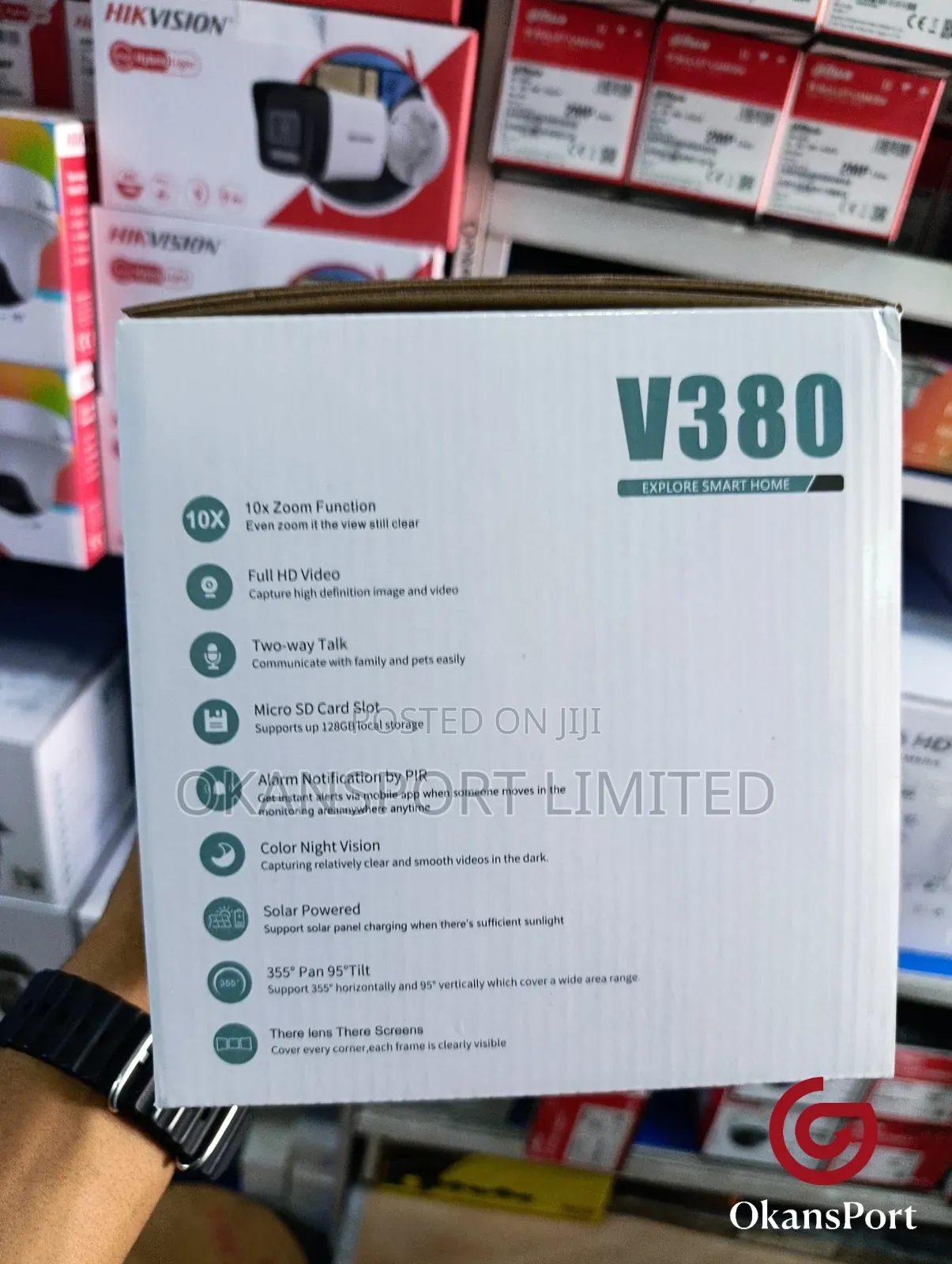T30 V380 Intelligent Solar PTZ Camera Triple-Lens 4g Wifi 360 Coverage