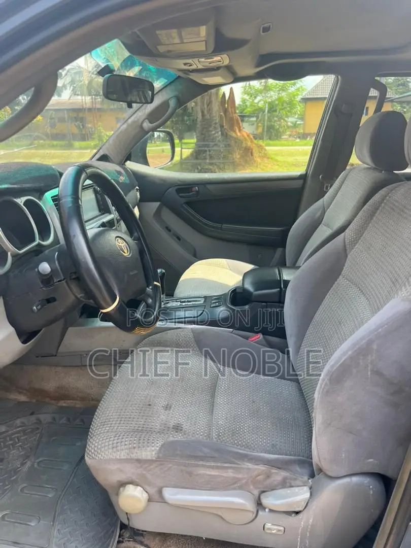 Toyota 4-Runner Limited V6 2005 Gray