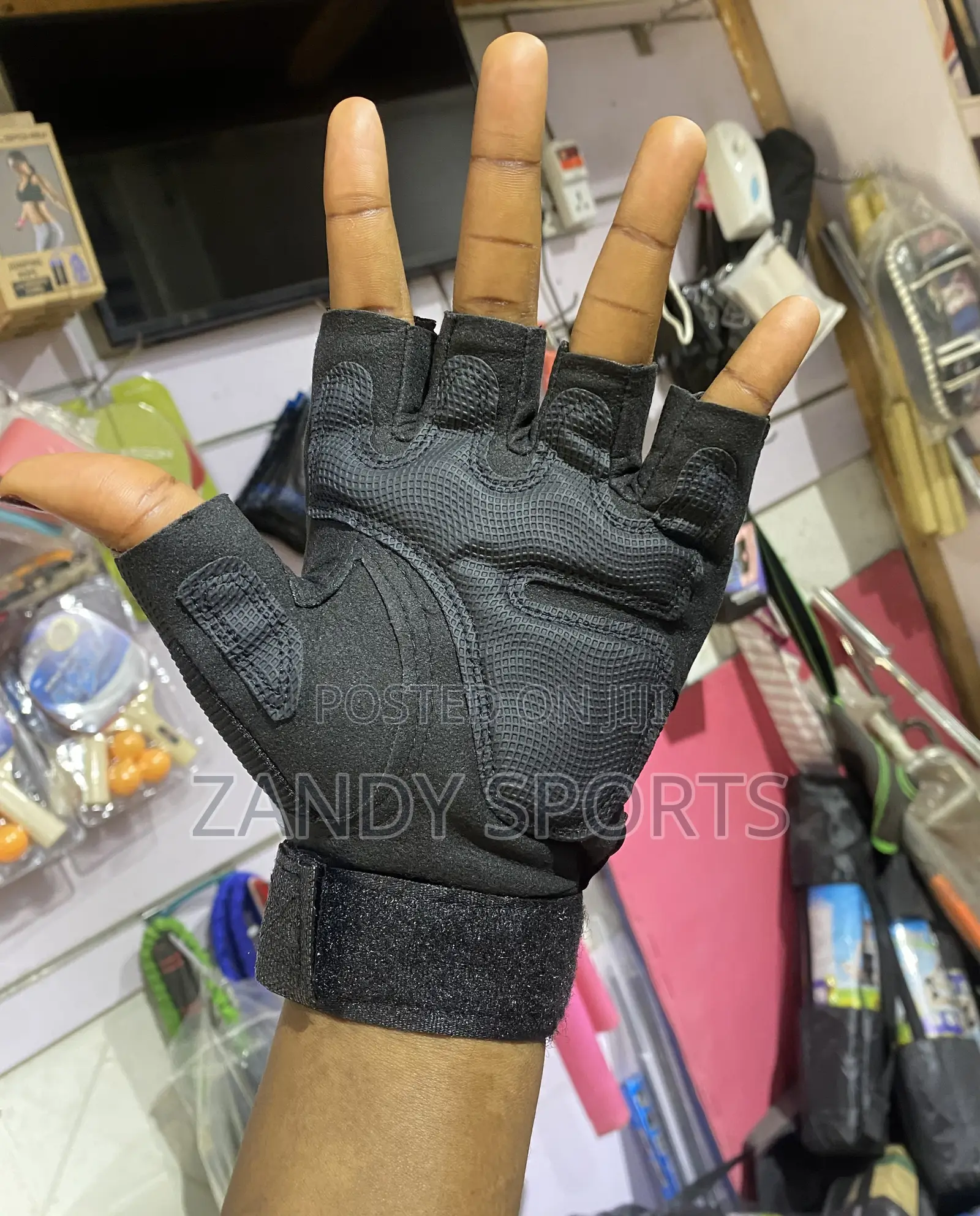 Knuckles Gym Gloves