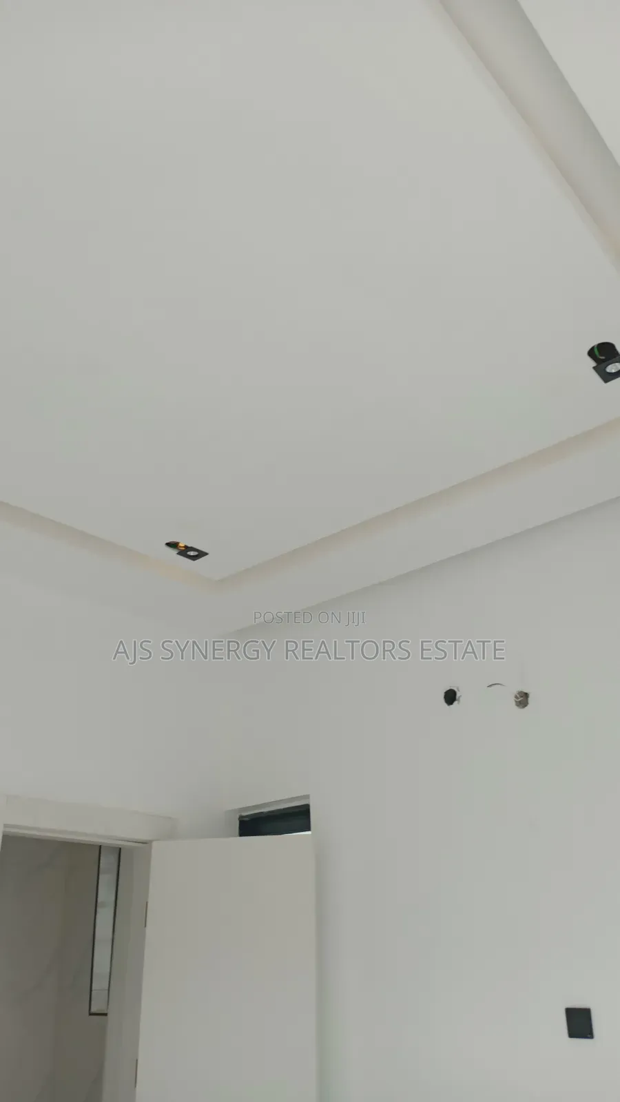 4bdrm Duplex in Ado / Ajah for sale