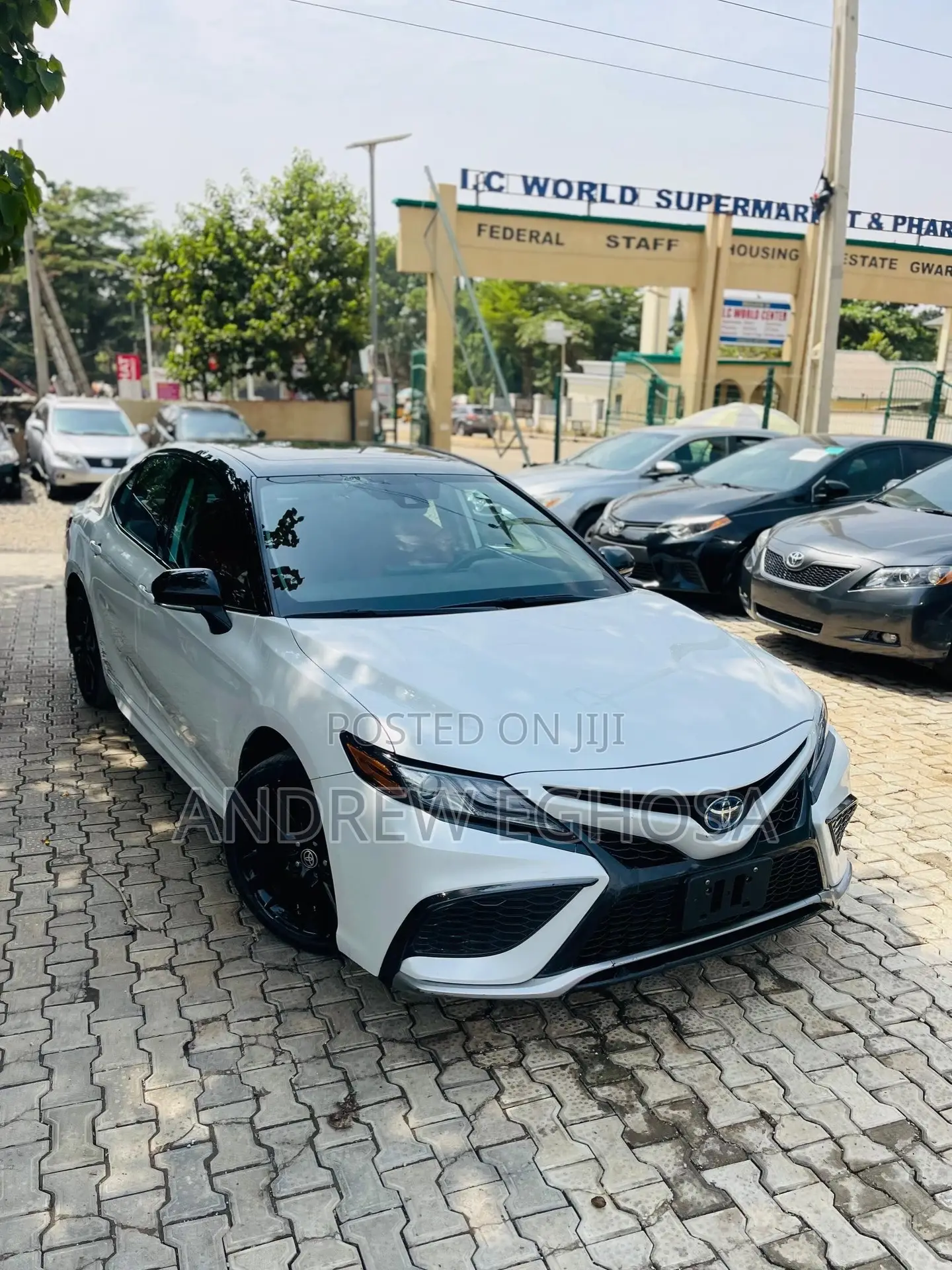 Toyota Camry XSE 2022 White