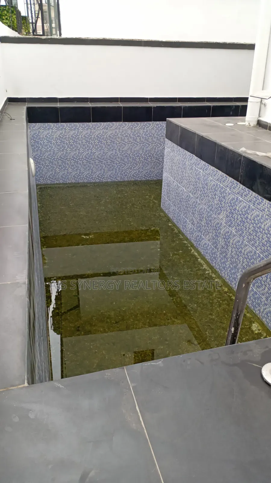 4bdrm Duplex in Ado / Ajah for sale