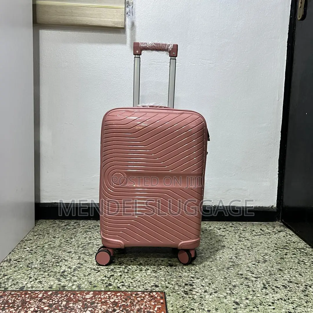 Rose Pink Hard-Shell Suitcase Set With Spinner Wheels