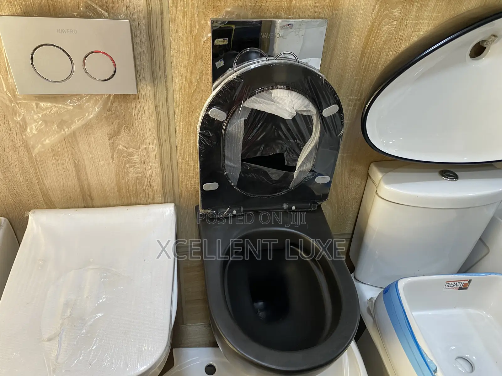 Black Conceal Wc England Standard With Good Flushing System